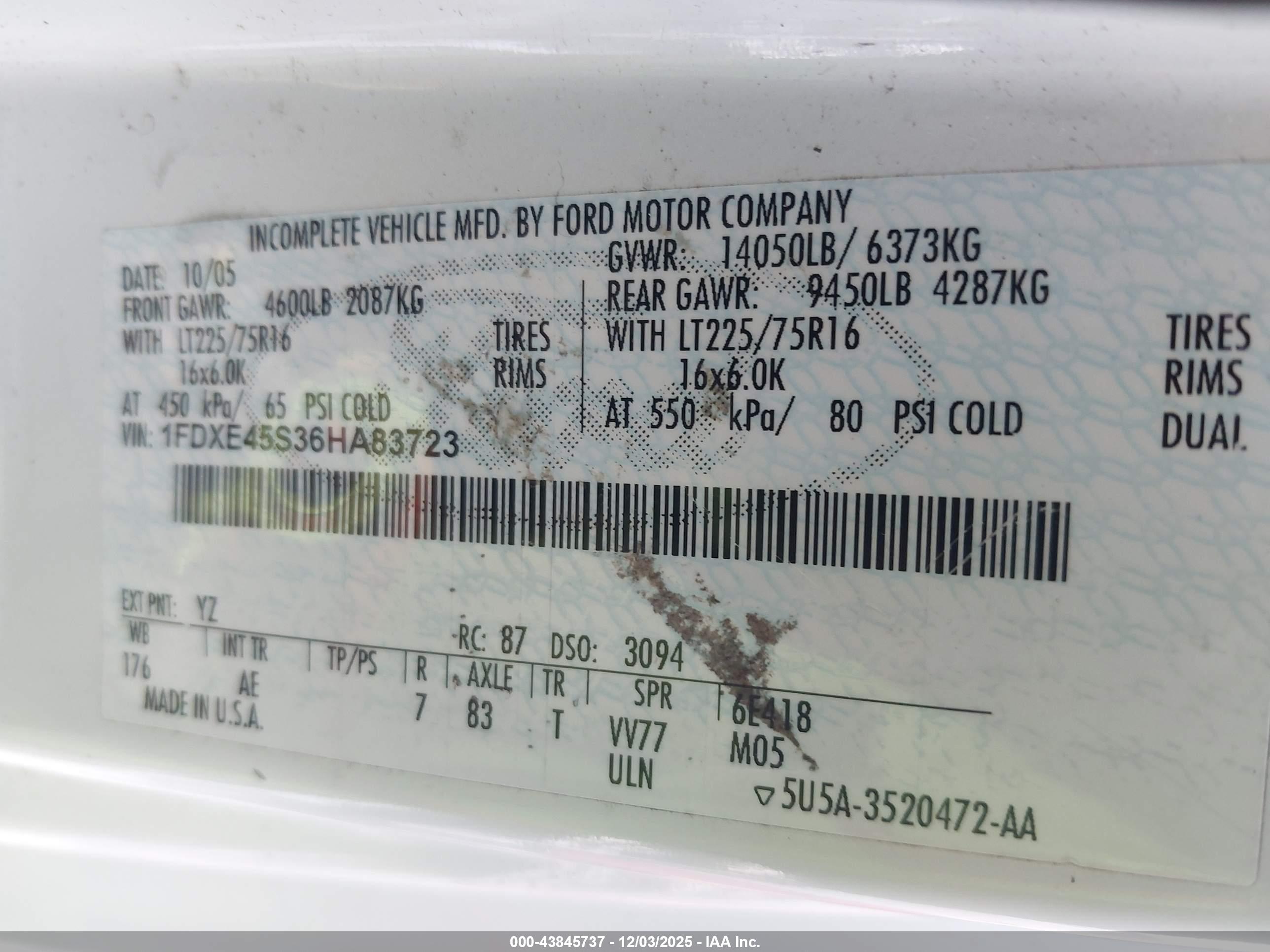 FORD E-450 image 9