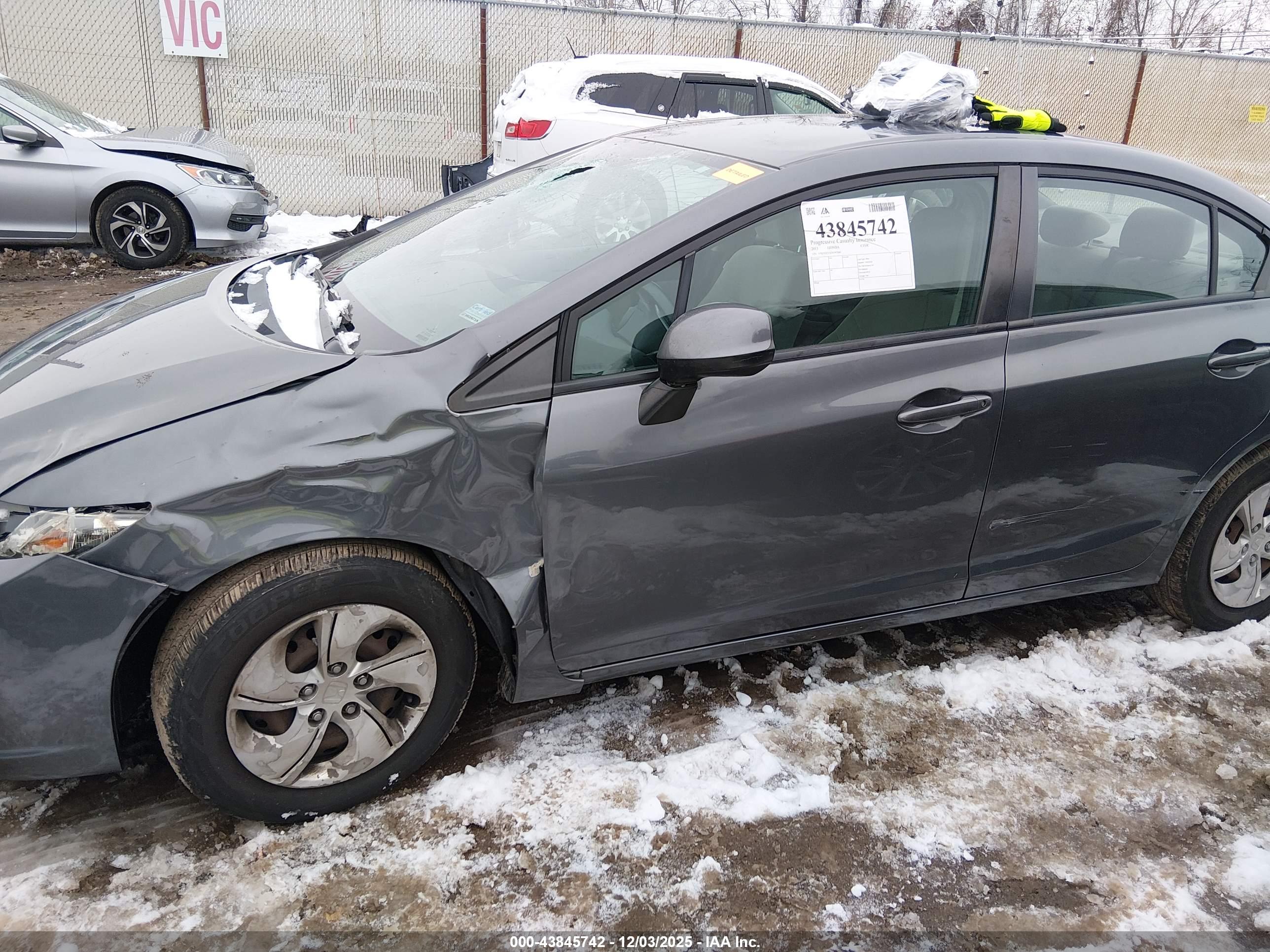 HONDA CIVIC image 2