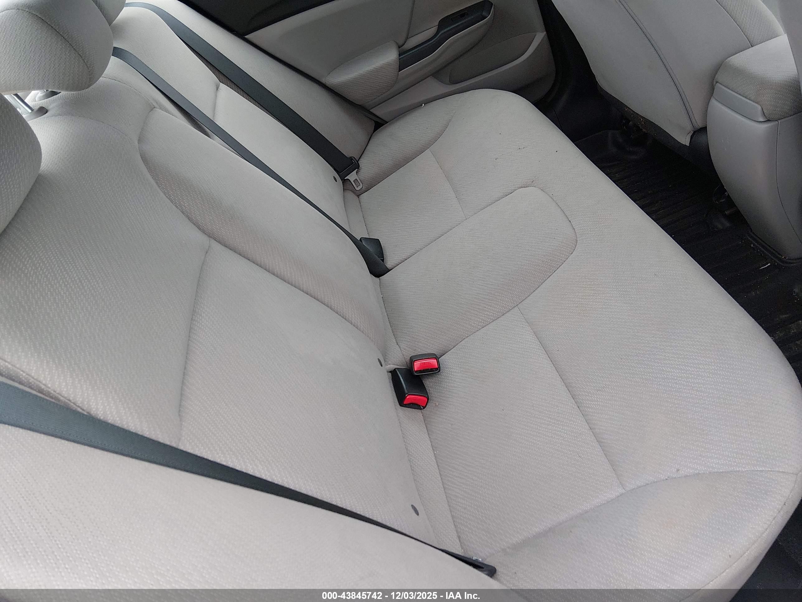 HONDA CIVIC image 8