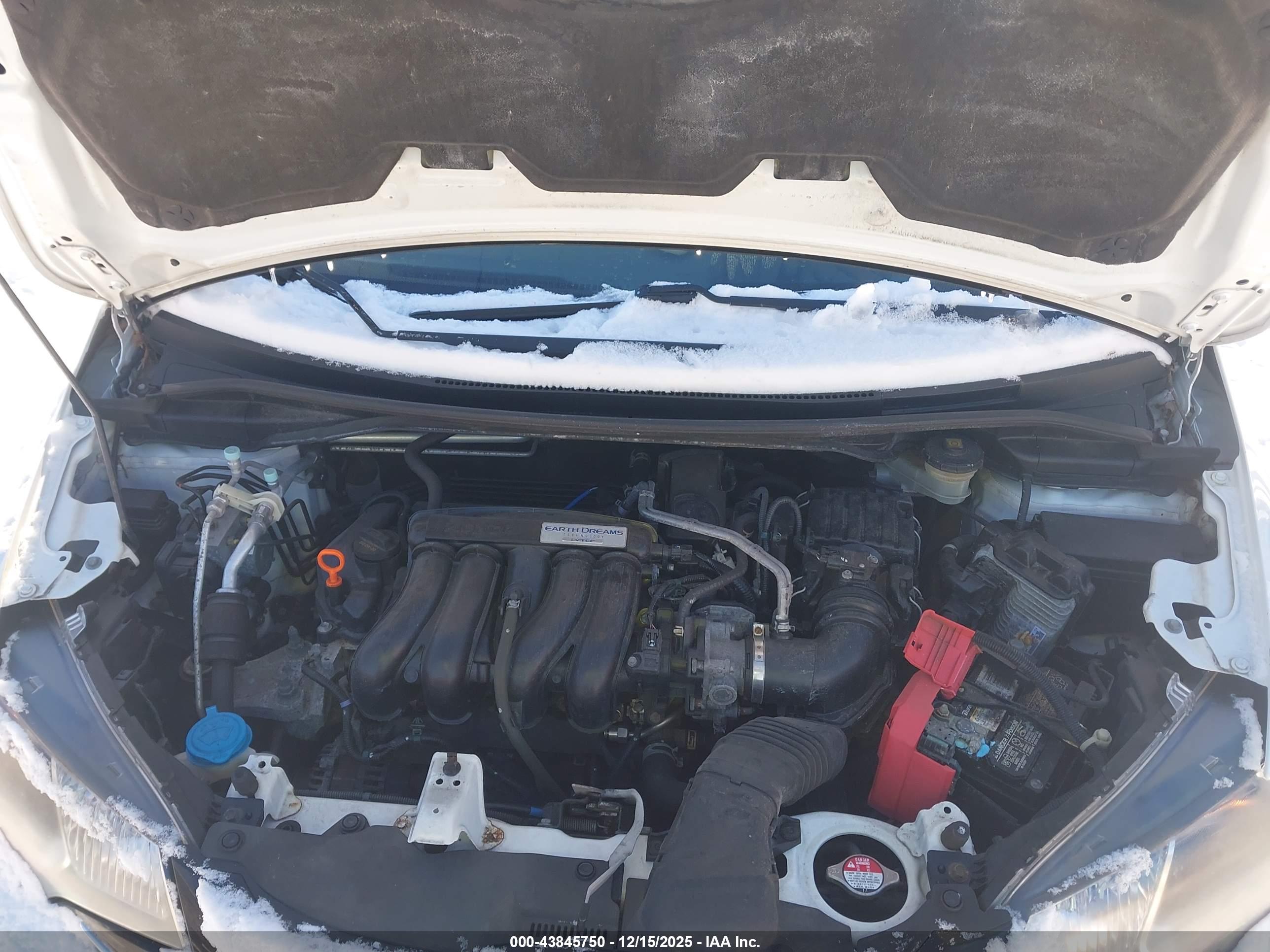 HONDA FIT image 10