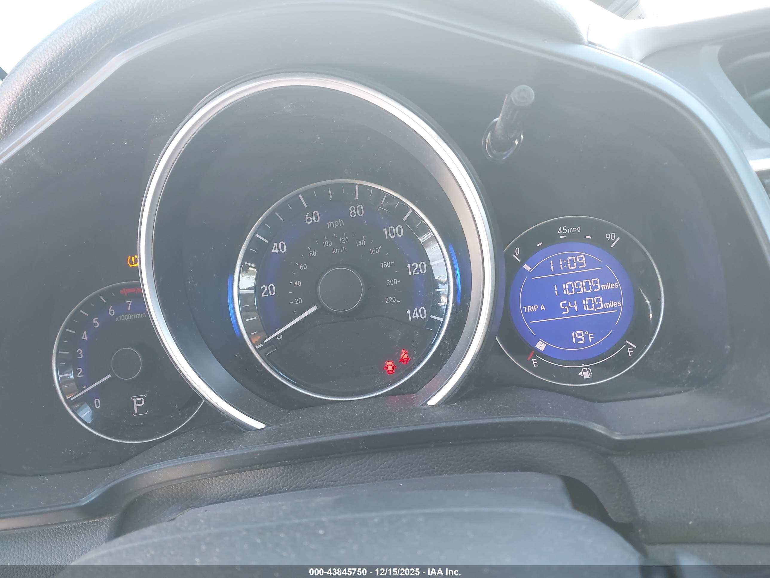 HONDA FIT image 7