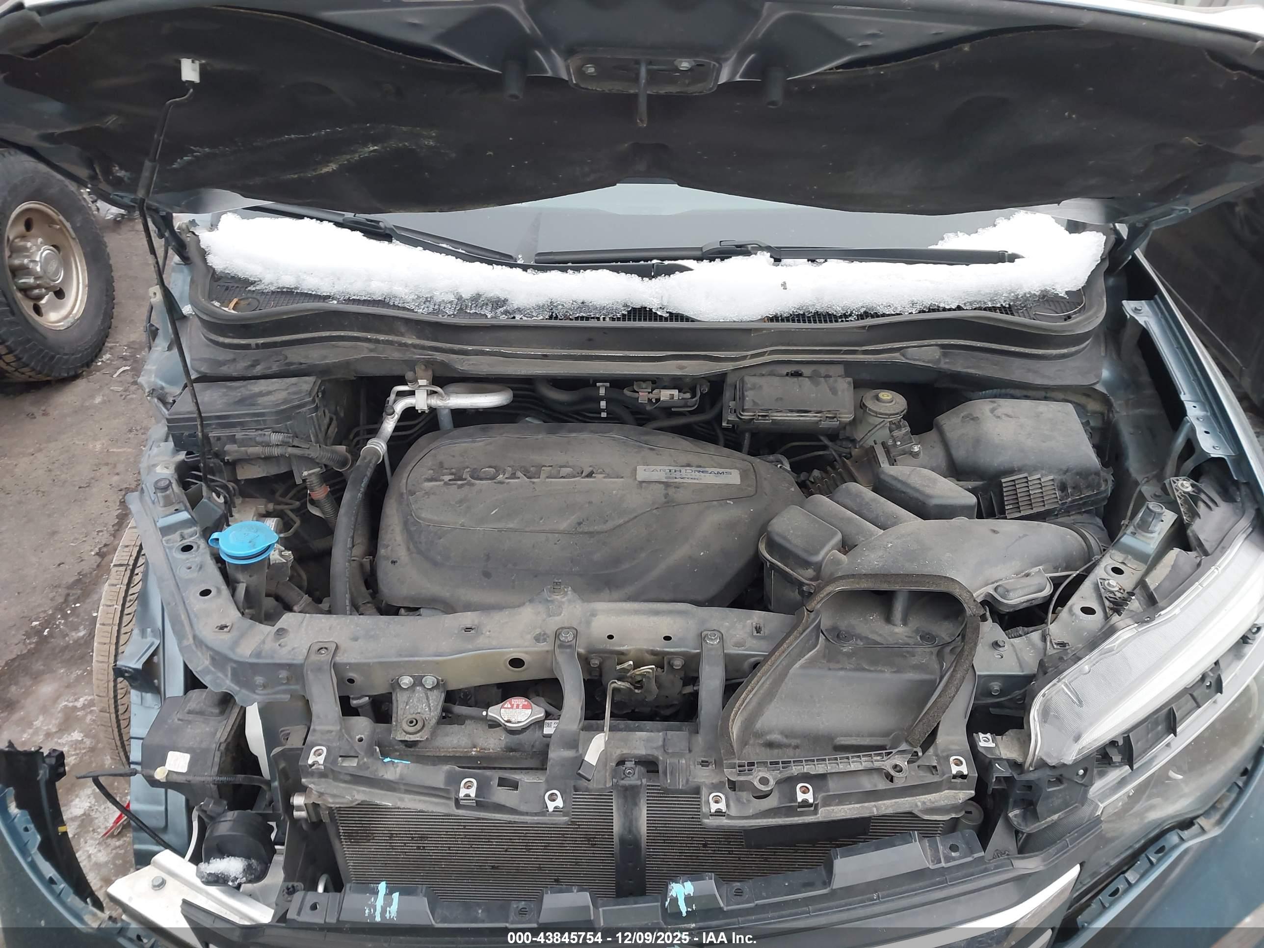 HONDA PILOT image 10