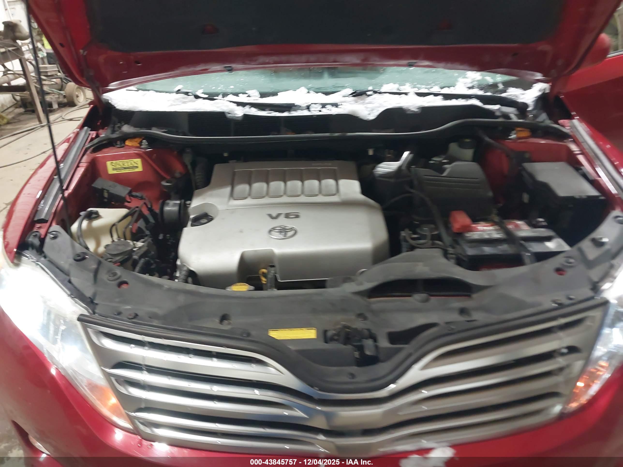 TOYOTA VENZA image 10