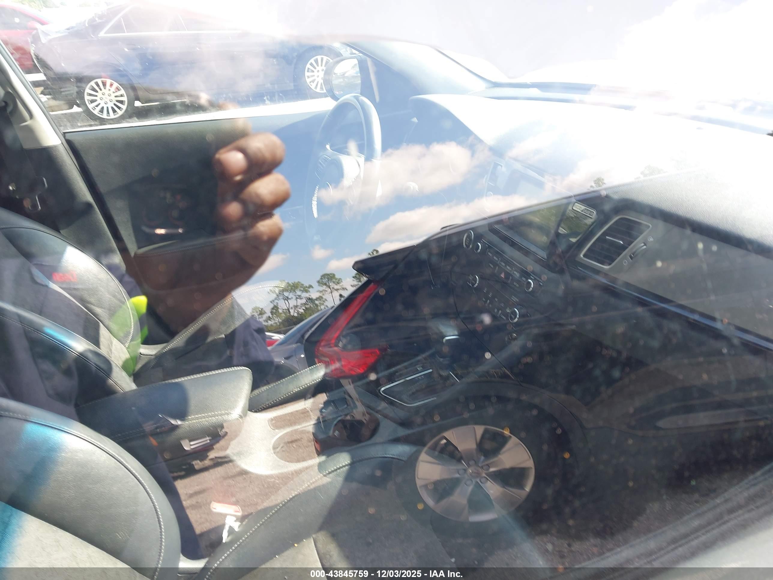 KIA NIRO image 5