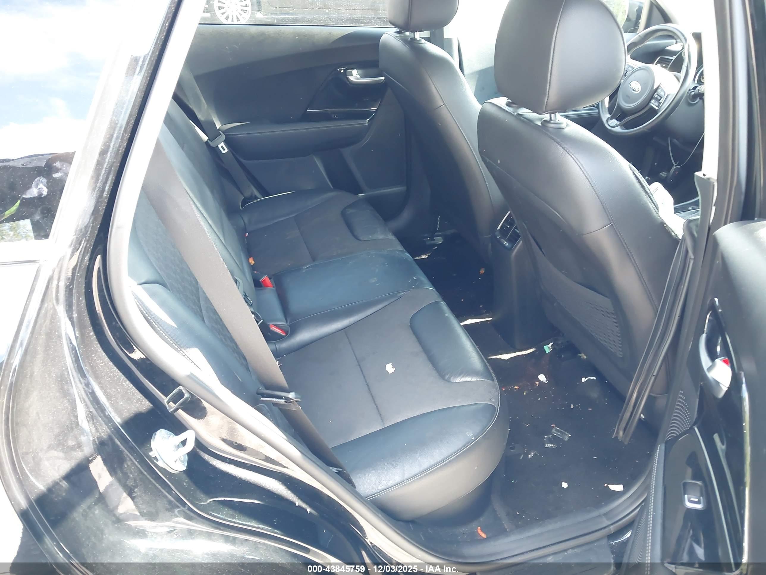 KIA NIRO image 8