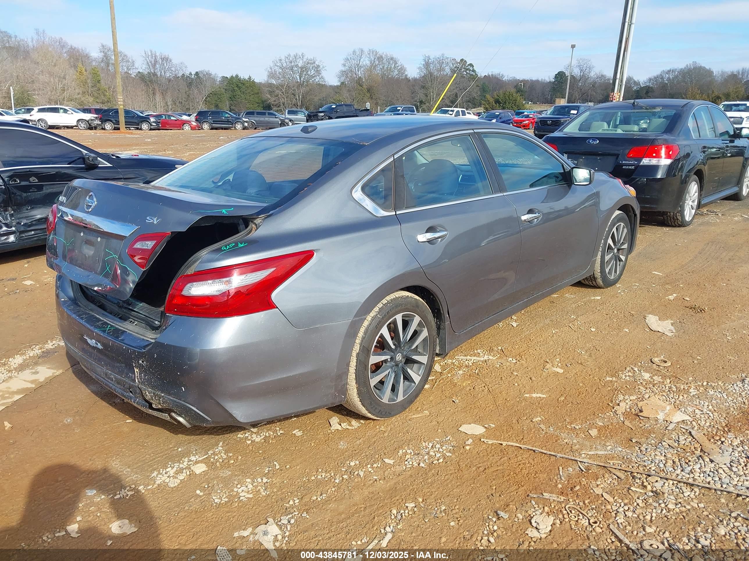 NISSAN ALTIMA image 4