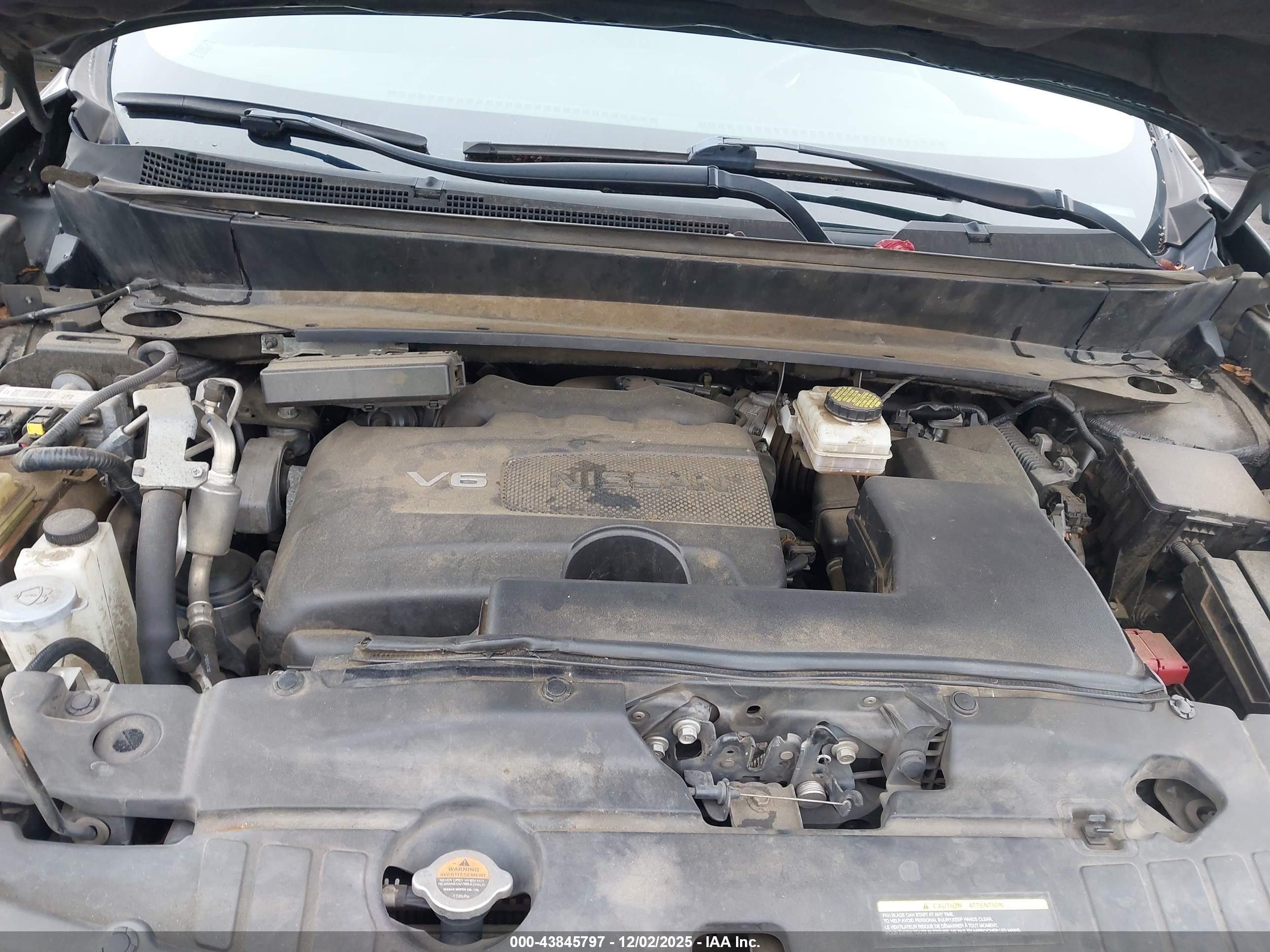 NISSAN PATHFINDER image 10