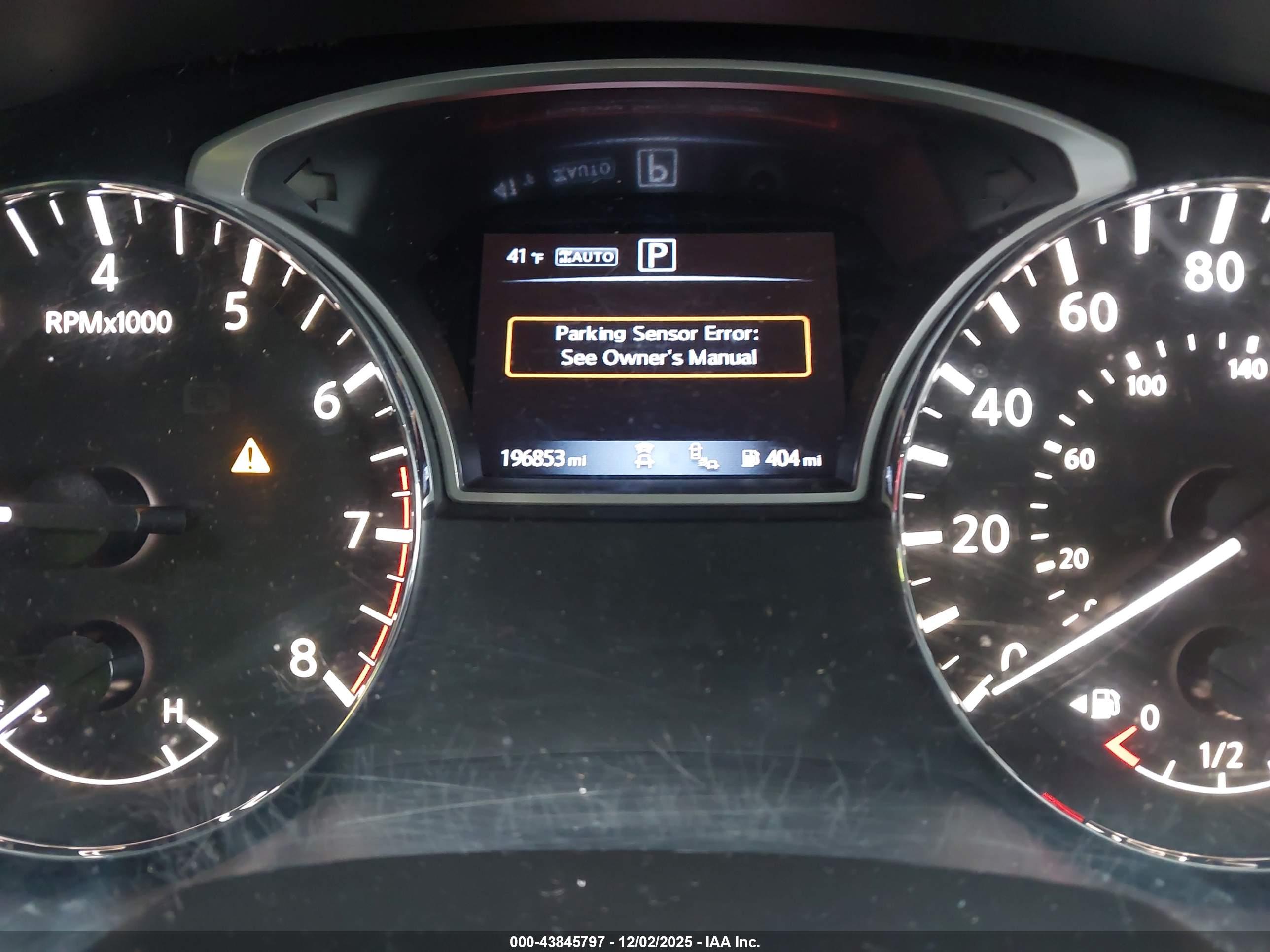 NISSAN PATHFINDER image 7