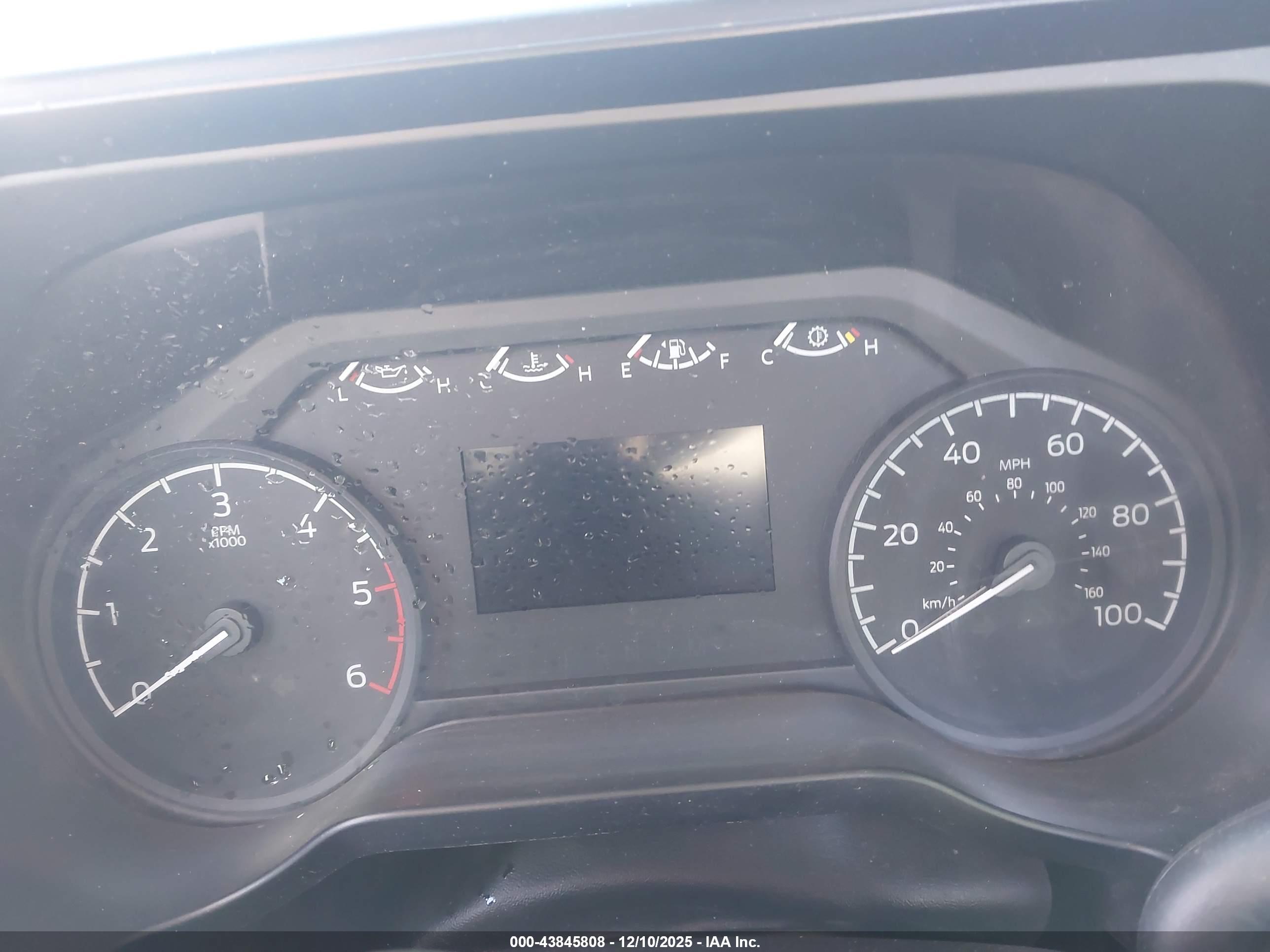 FORD F-550 image 6