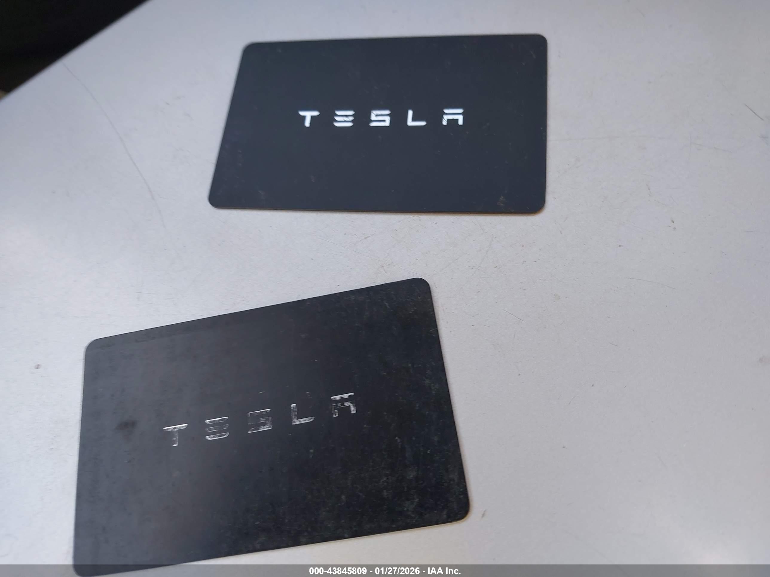TESLA MODEL image 11