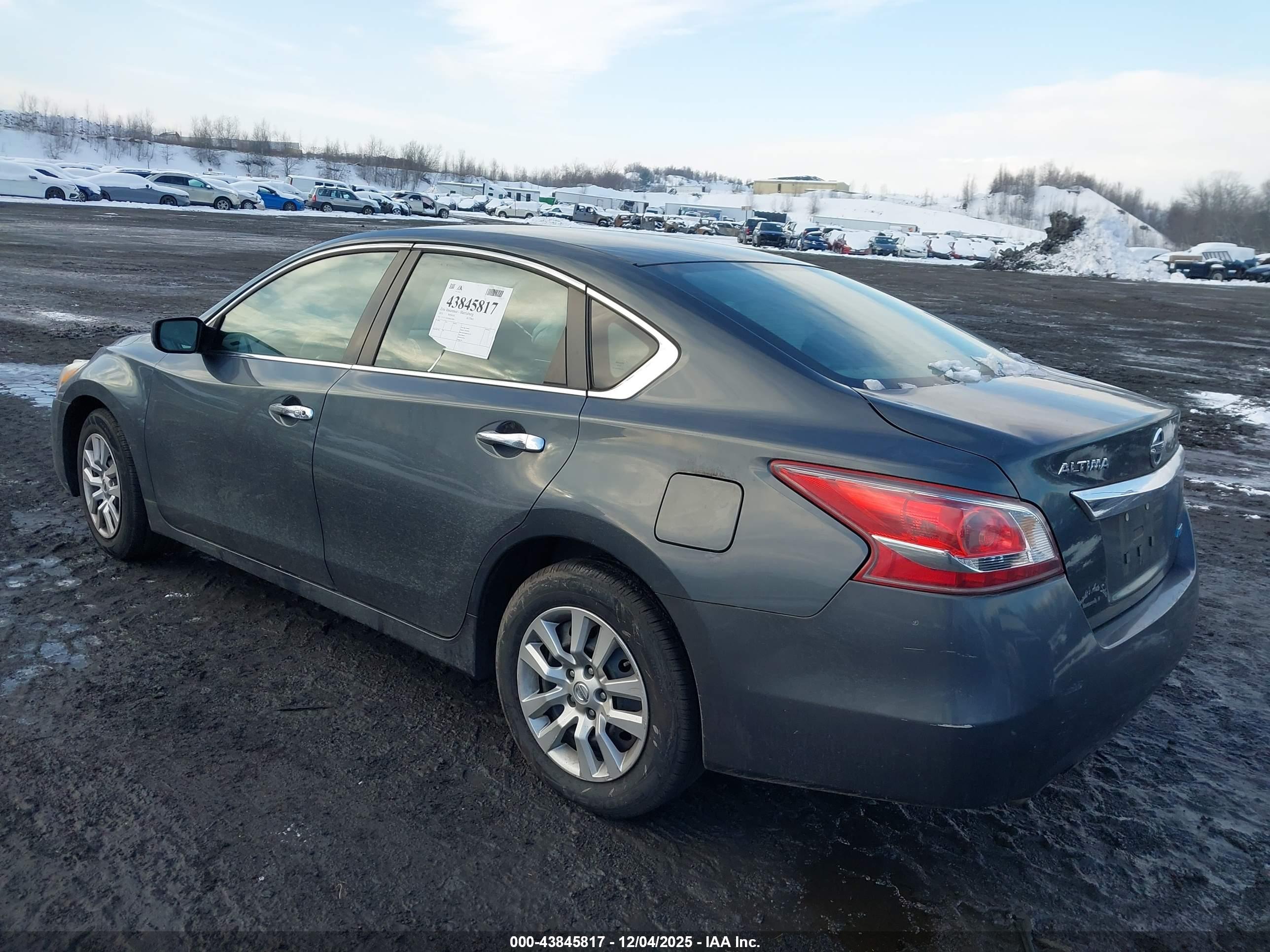 NISSAN ALTIMA image 3