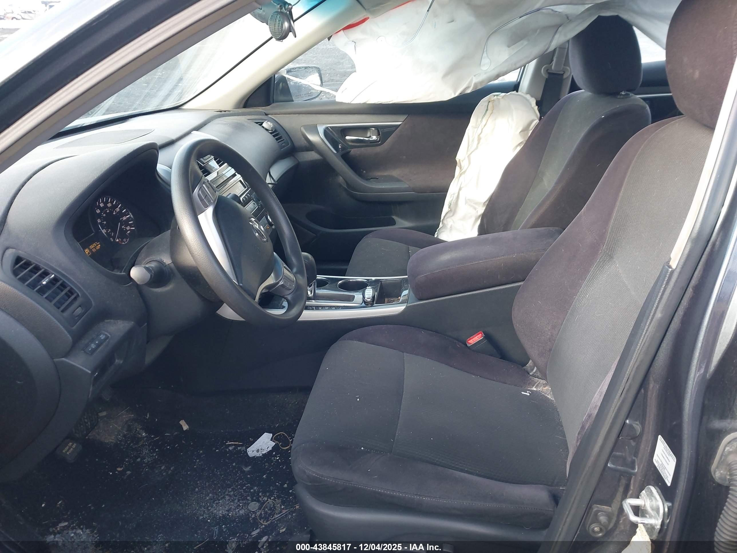 NISSAN ALTIMA image 5