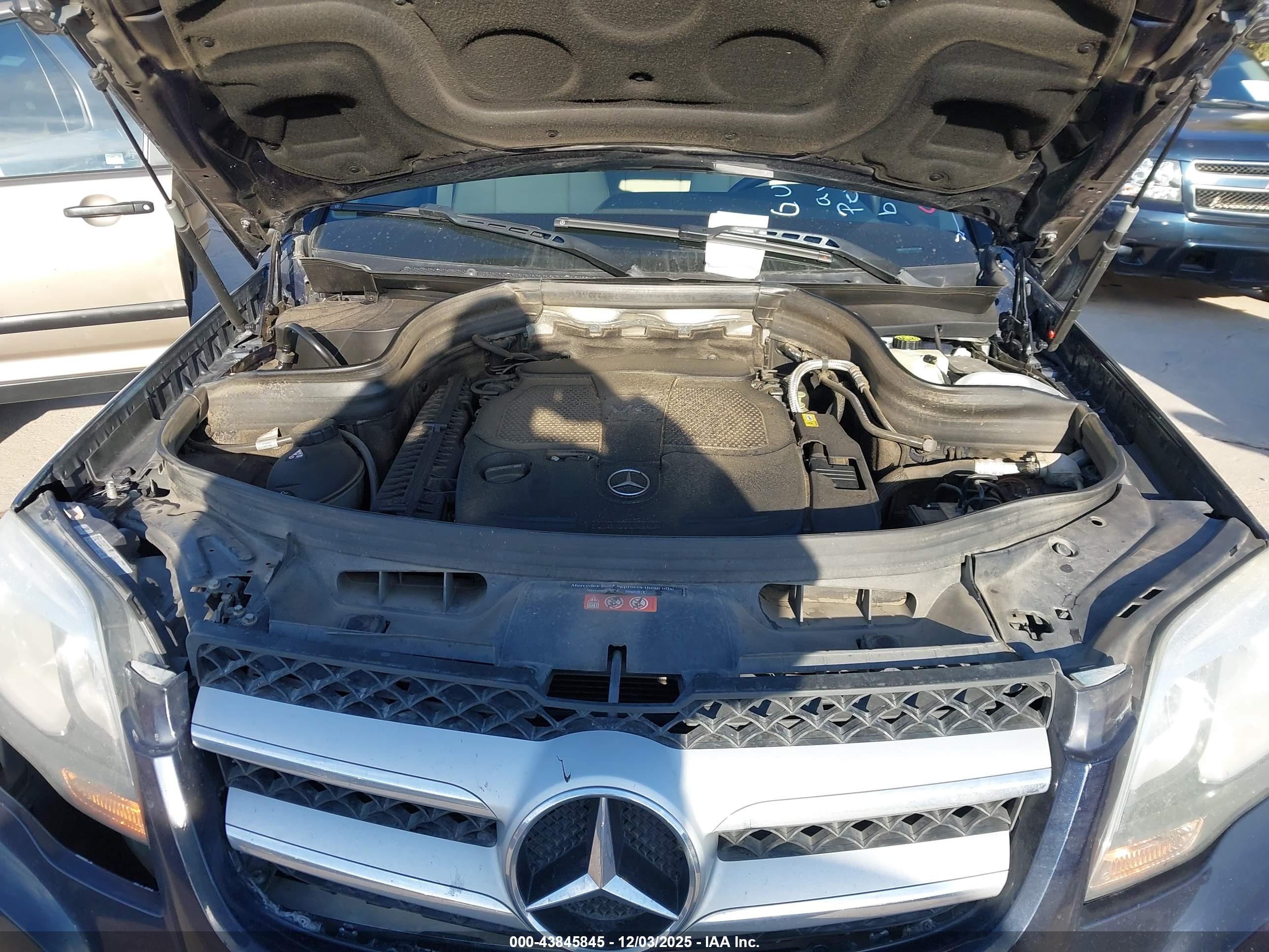 MERCEDES-BENZ GLK image 10