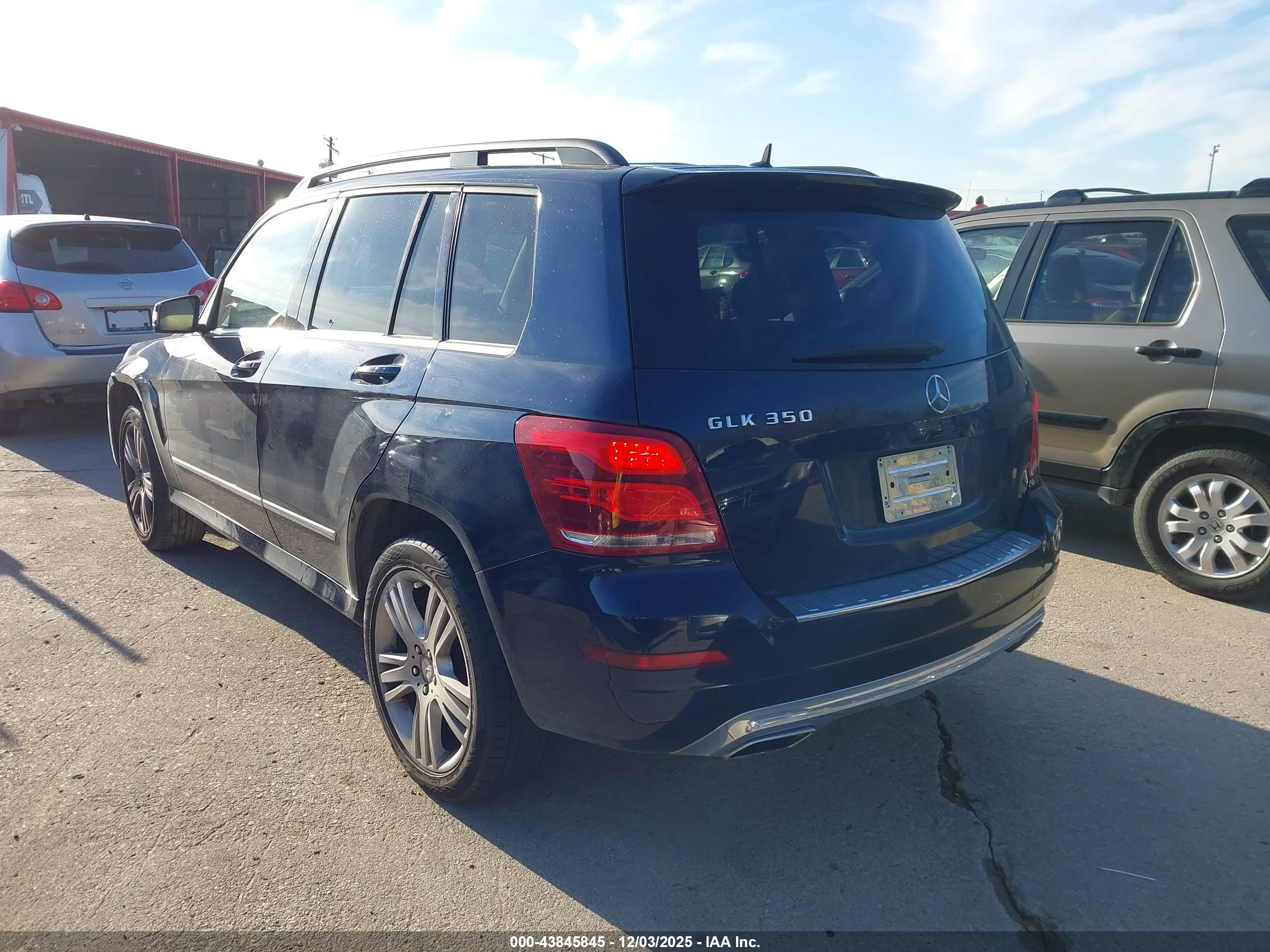 MERCEDES-BENZ GLK image 3