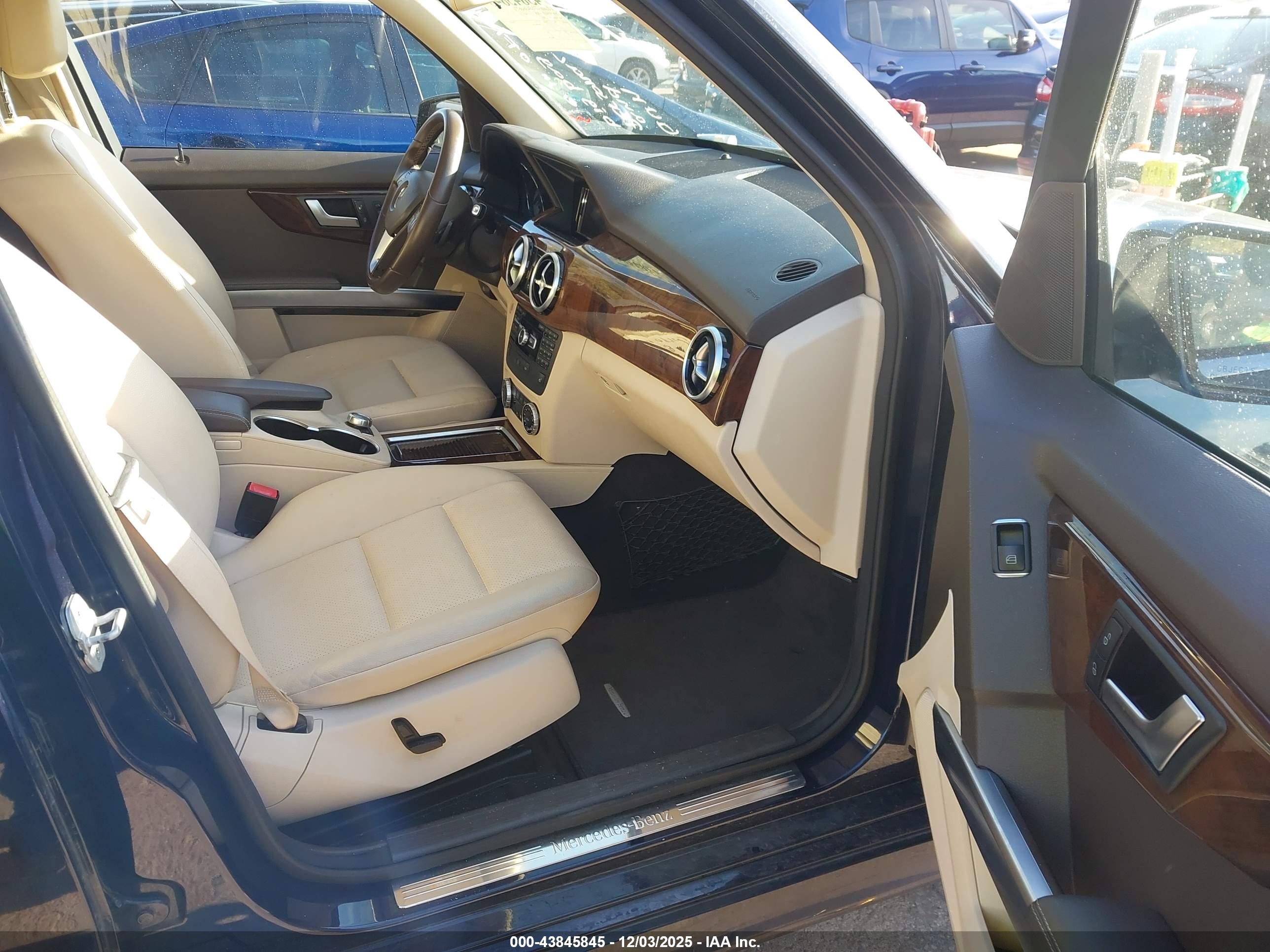 MERCEDES-BENZ GLK image 5