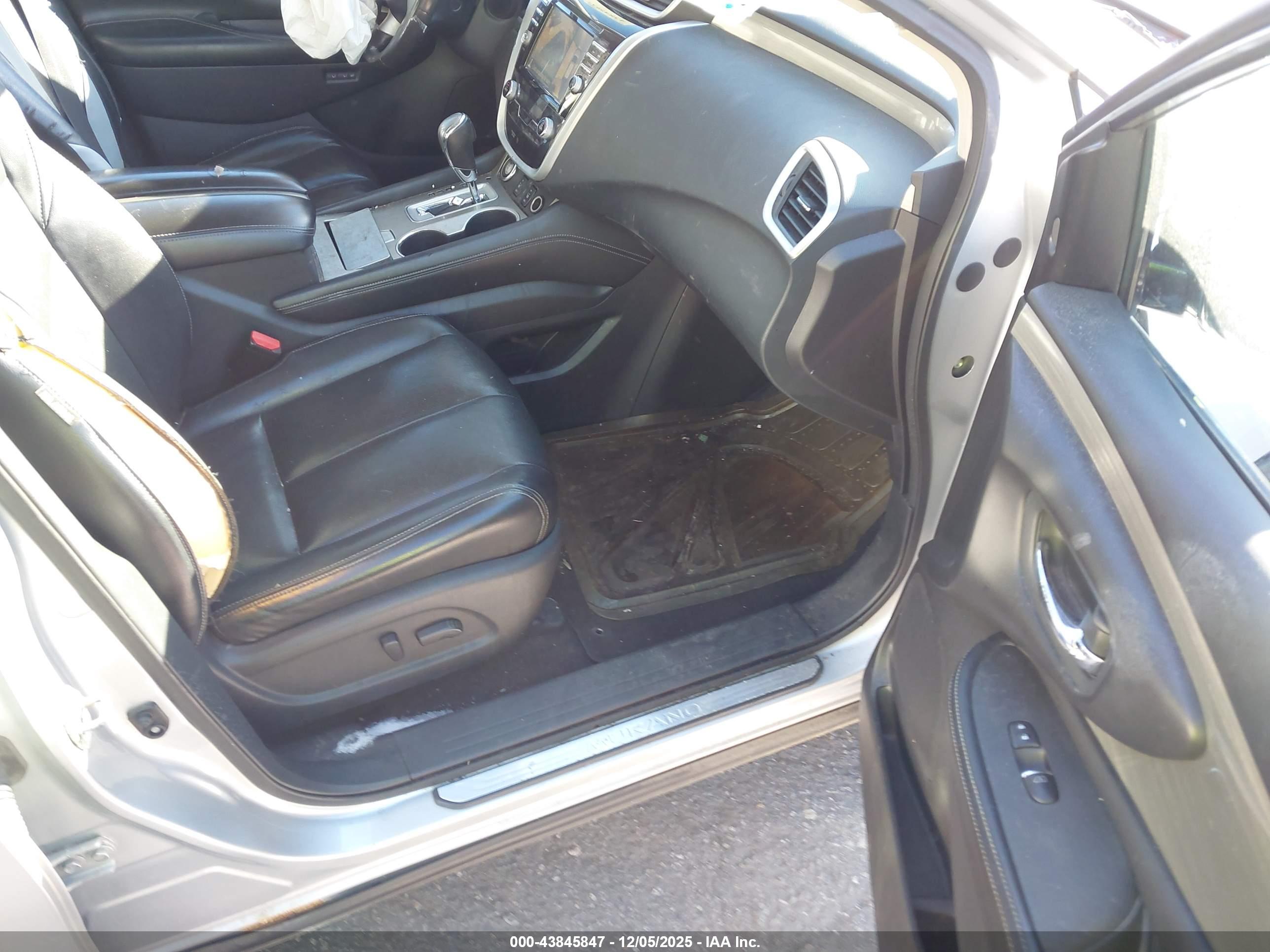 NISSAN MURANO image 5