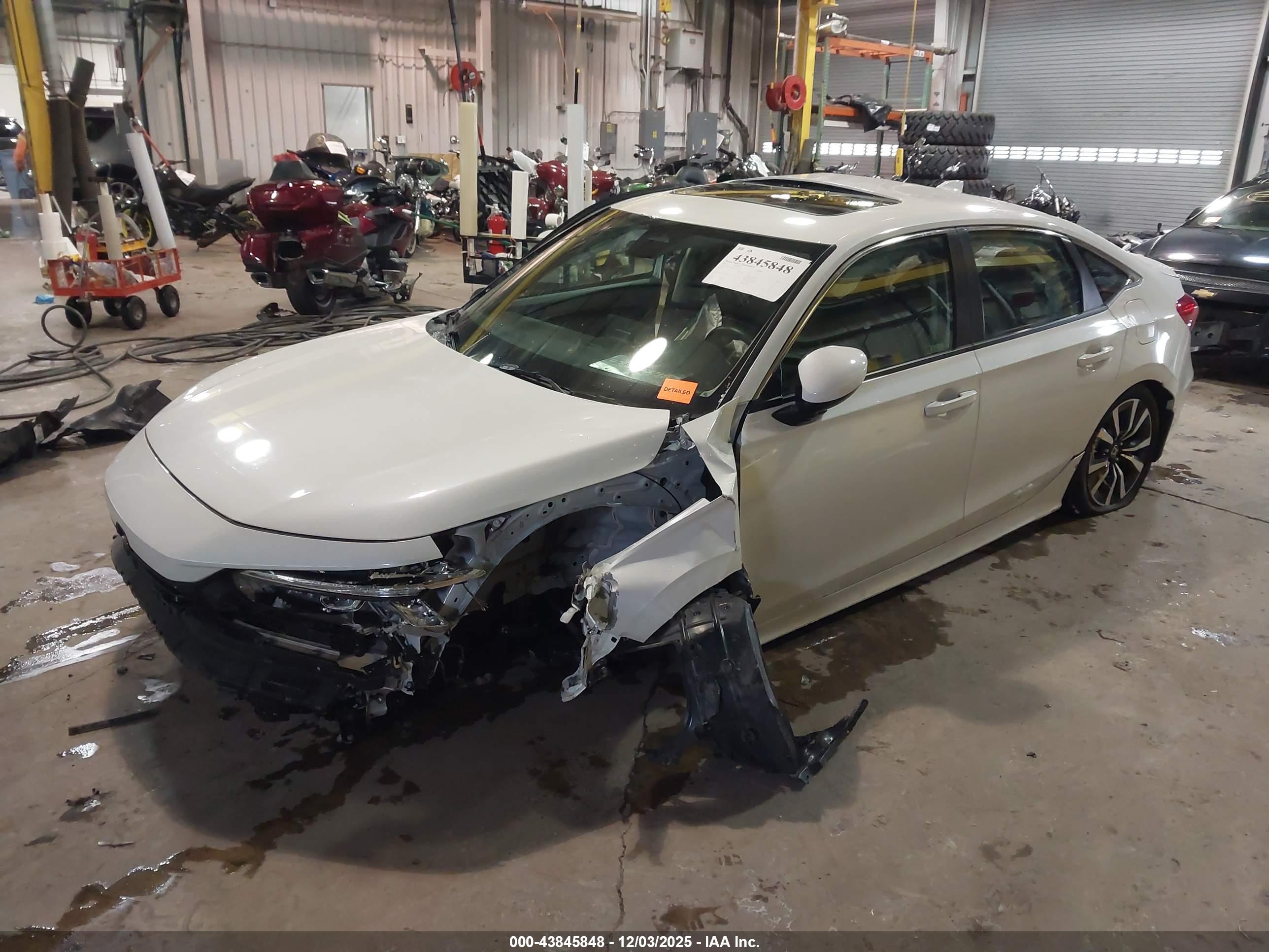 HONDA CIVIC image 2