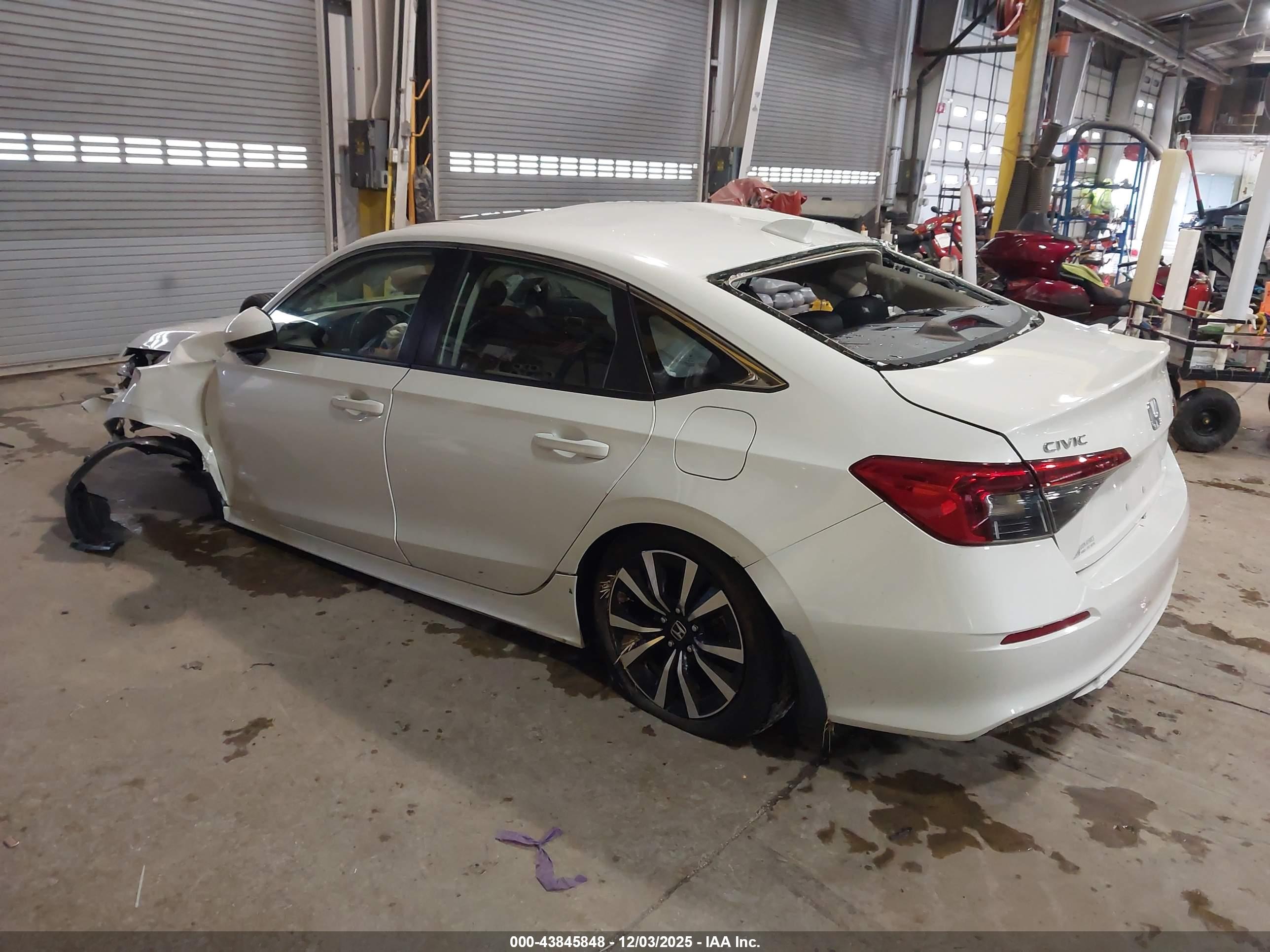 HONDA CIVIC image 3