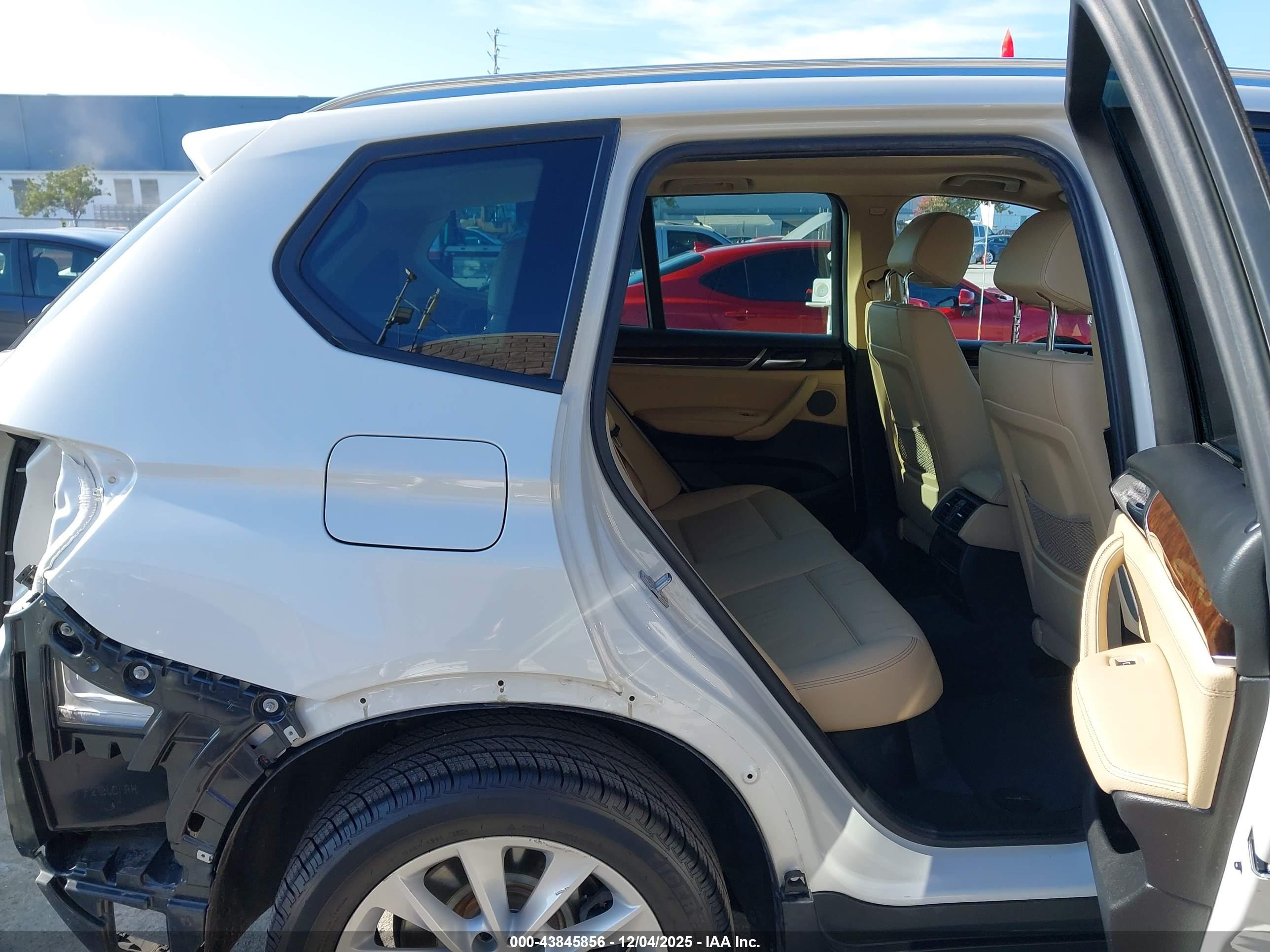BMW X3 image 8