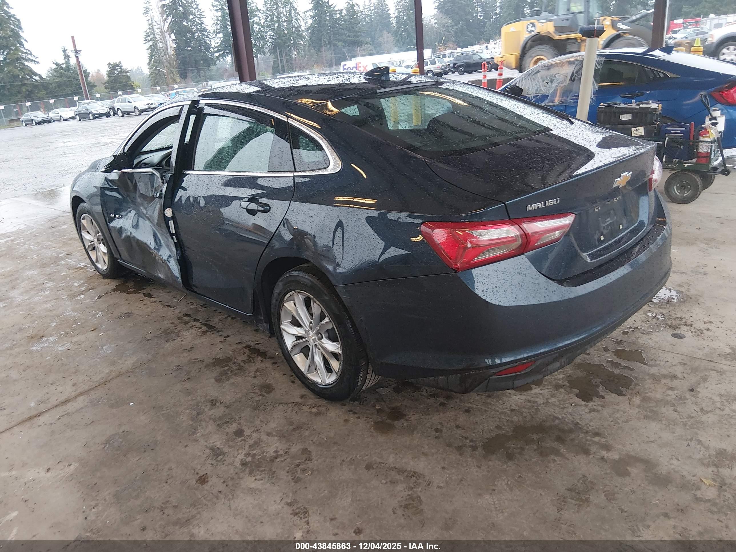 CHEVROLET MALIBU image 3