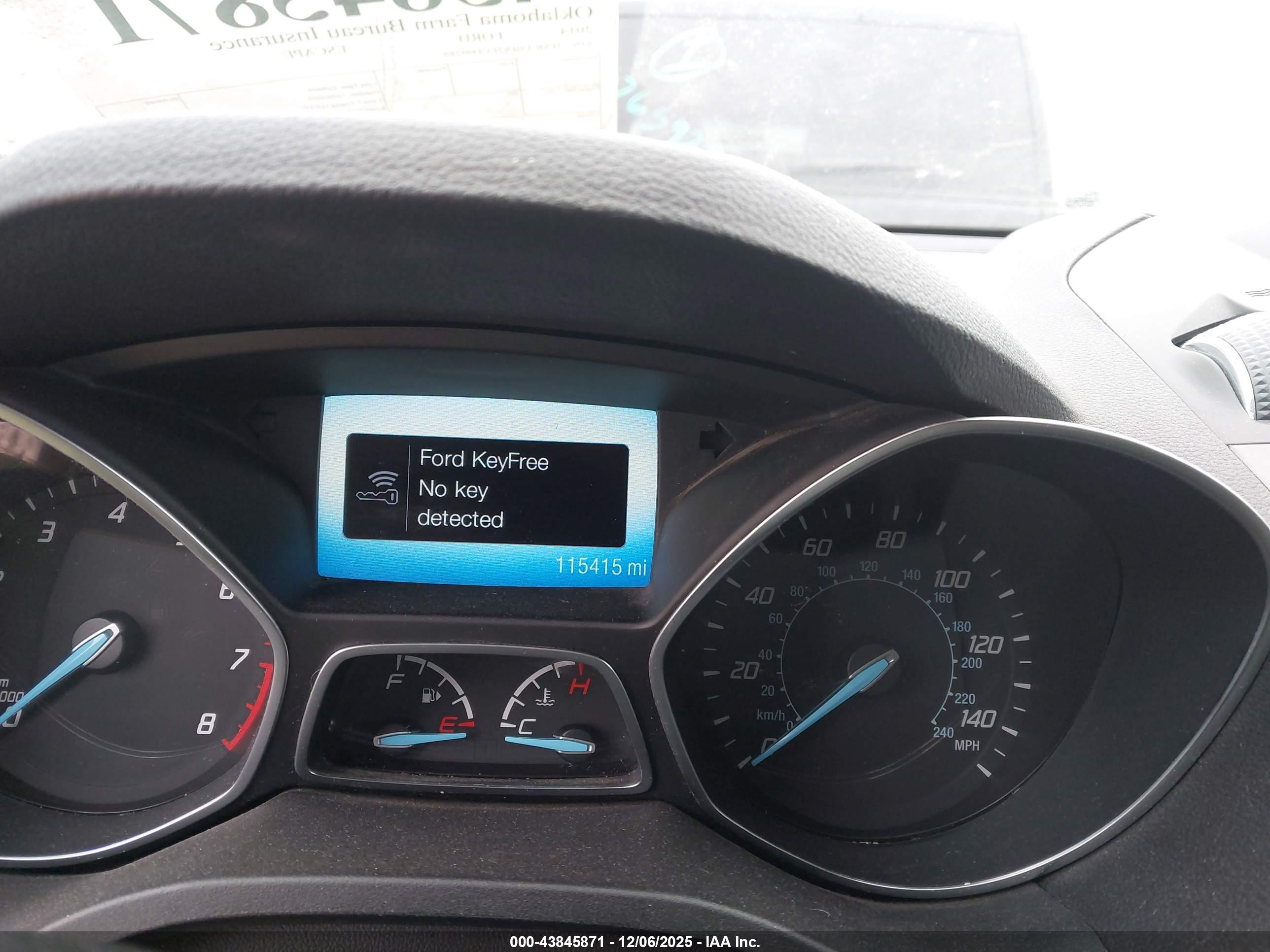FORD ESCAPE image 7