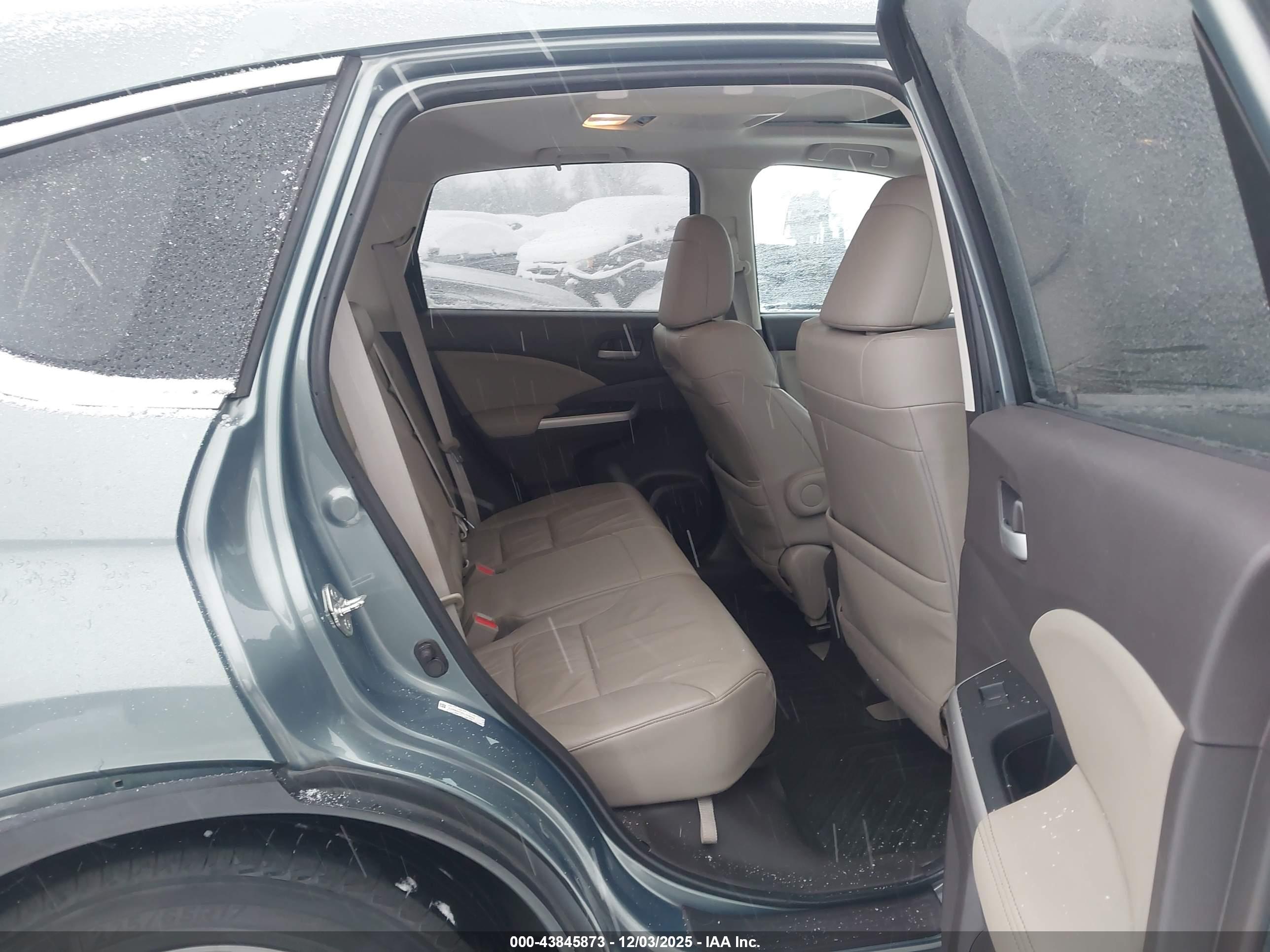 HONDA CR-V image 8