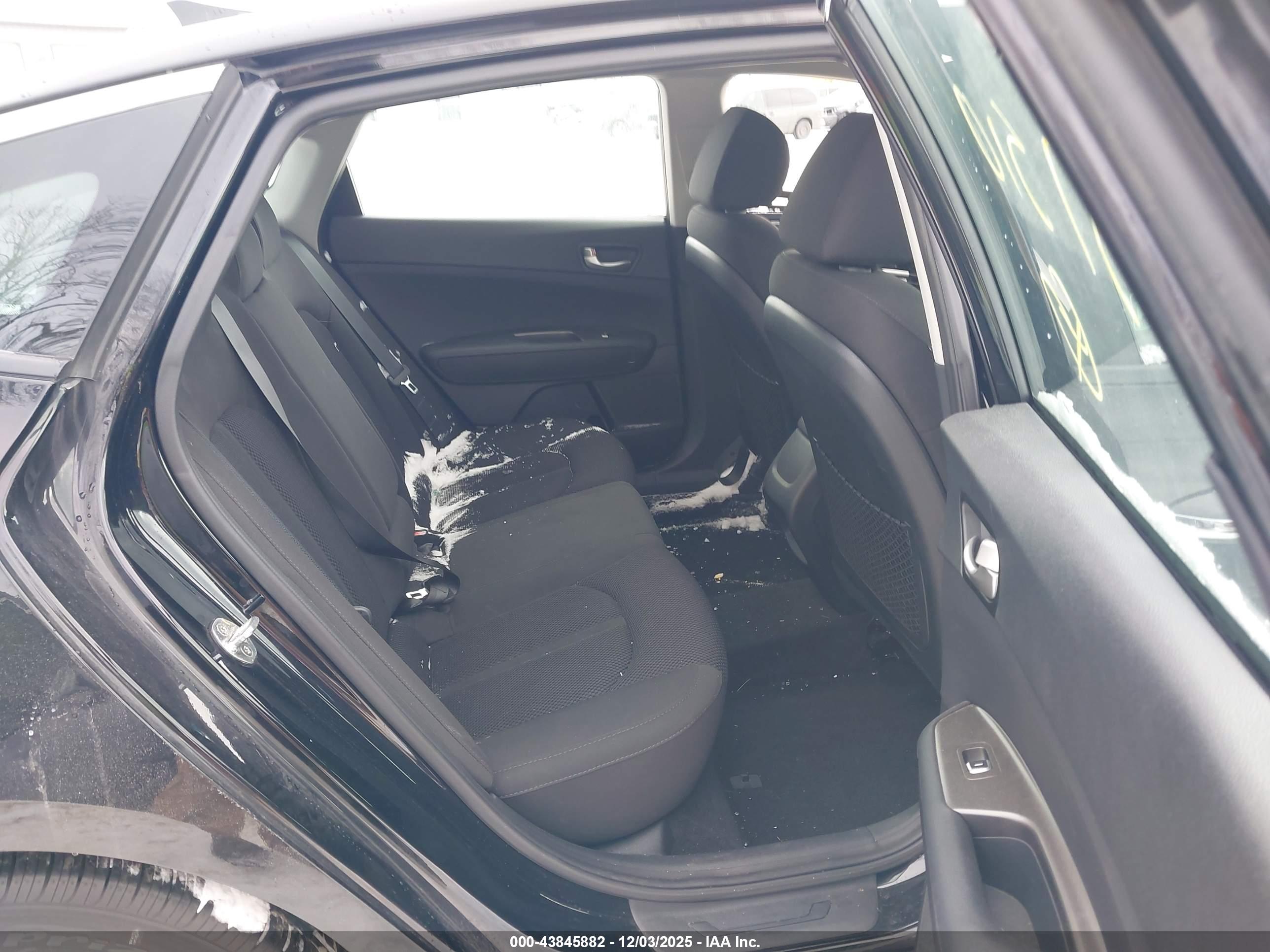 KIA OPTIMA image 8