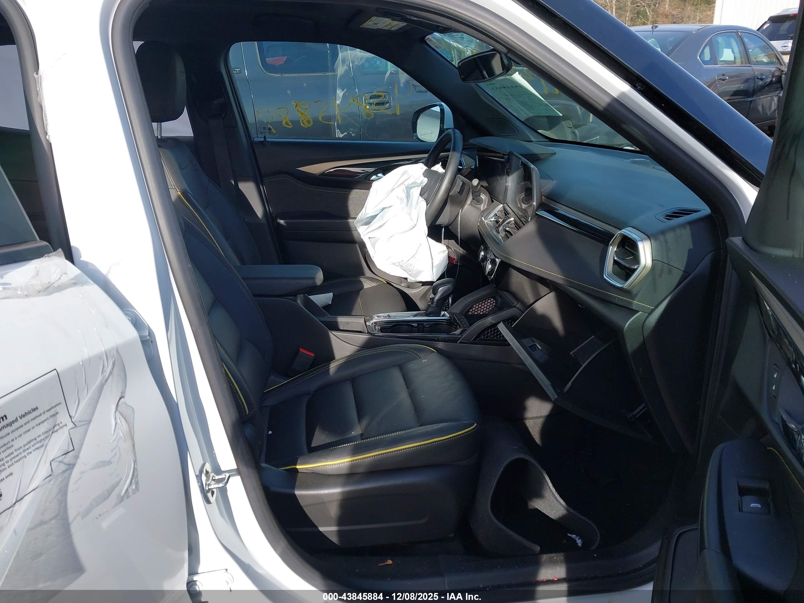 CHEVROLET TRAILBLAZER image 5