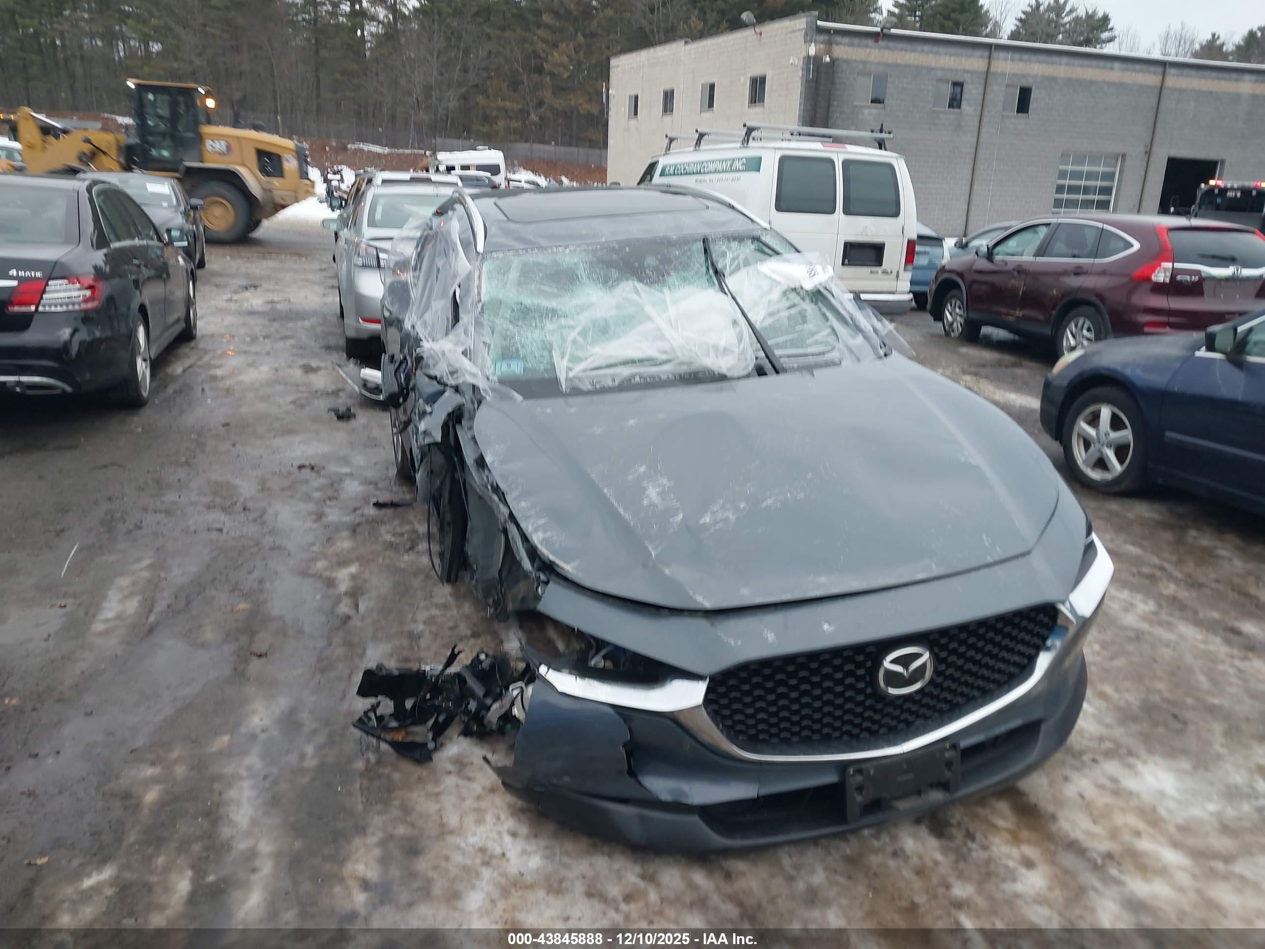 MAZDA CX-30 image 6