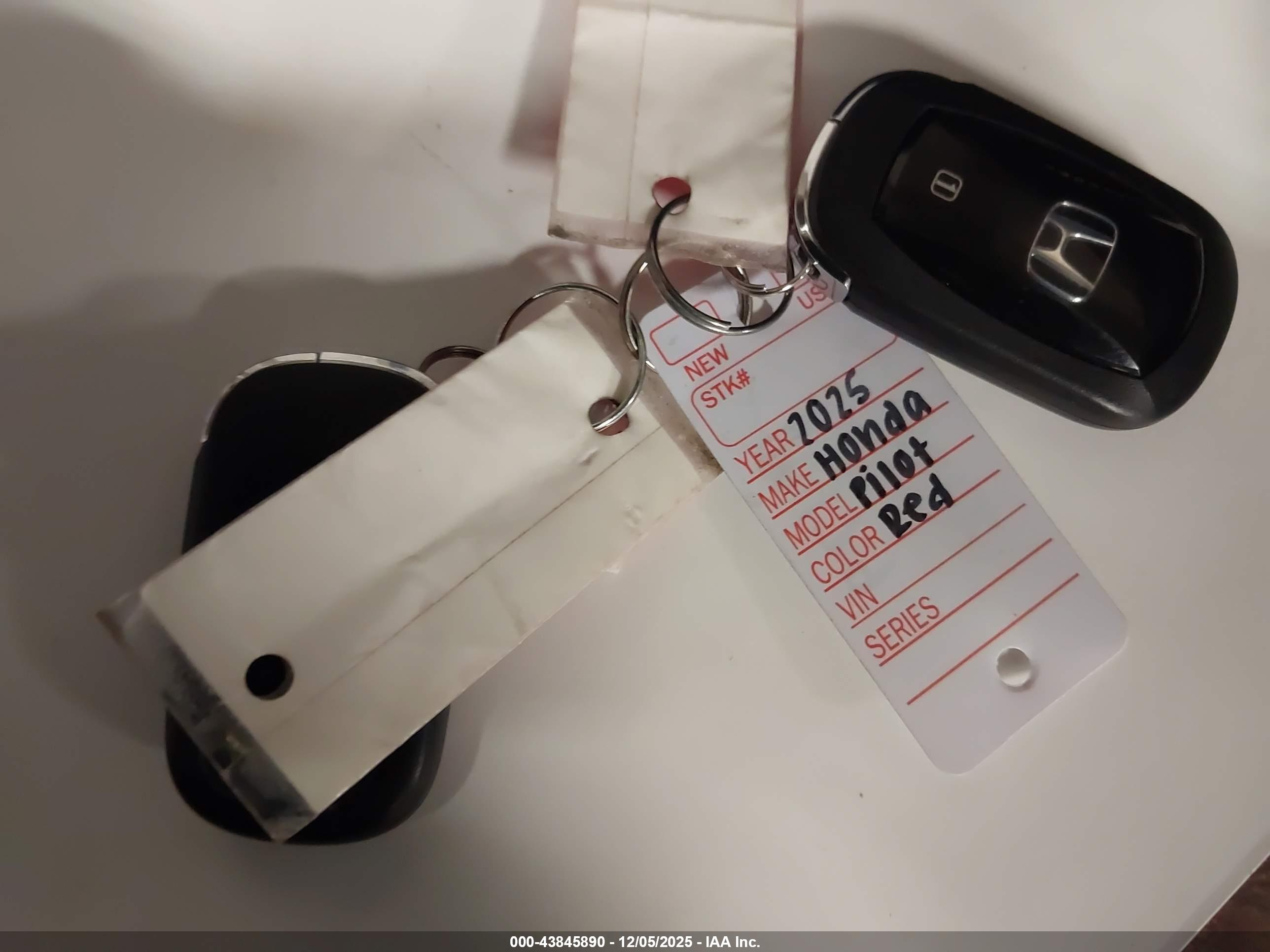 HONDA PILOT image 11