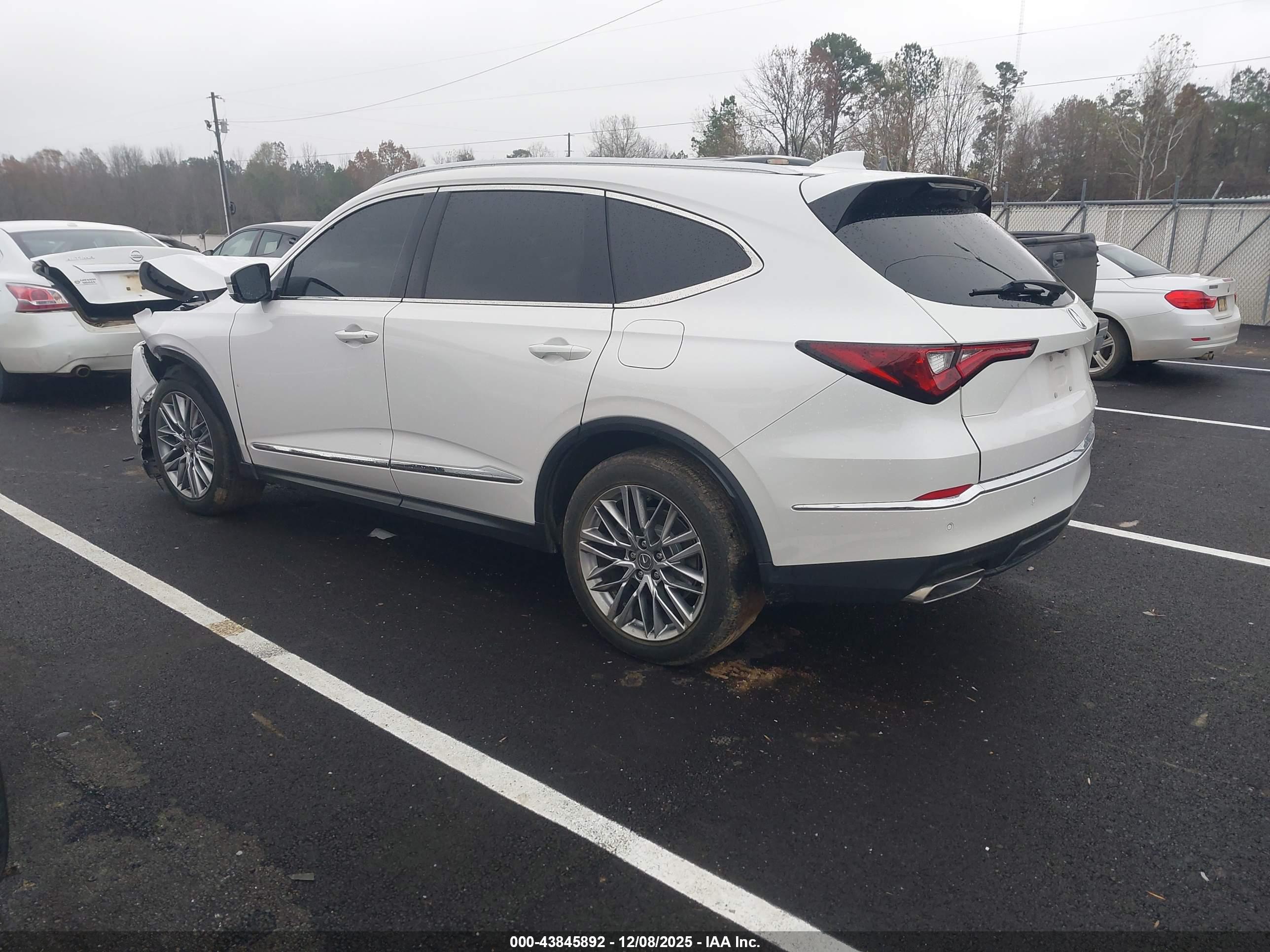 ACURA MDX image 3