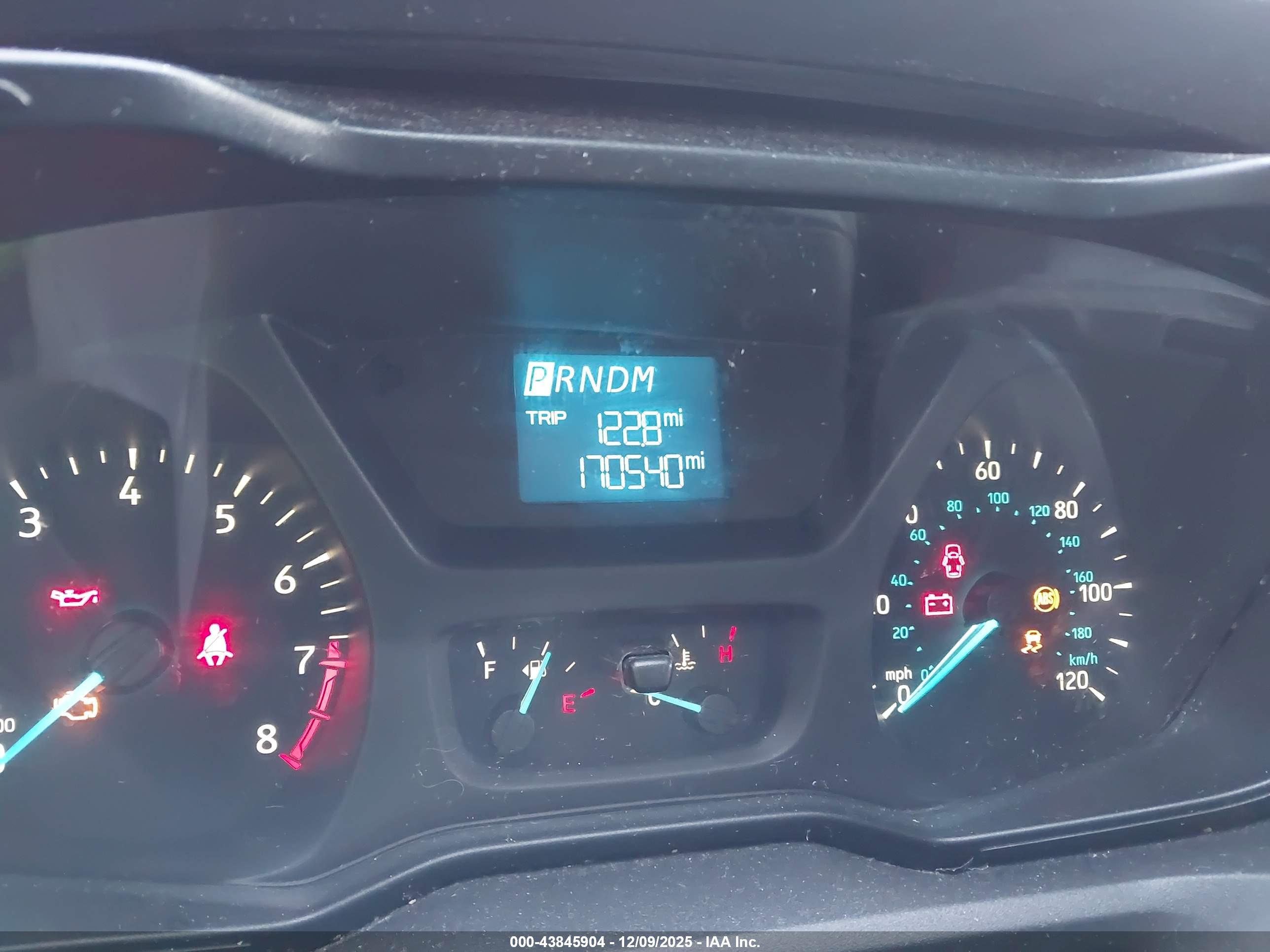 FORD TRANSIT-150 image 7