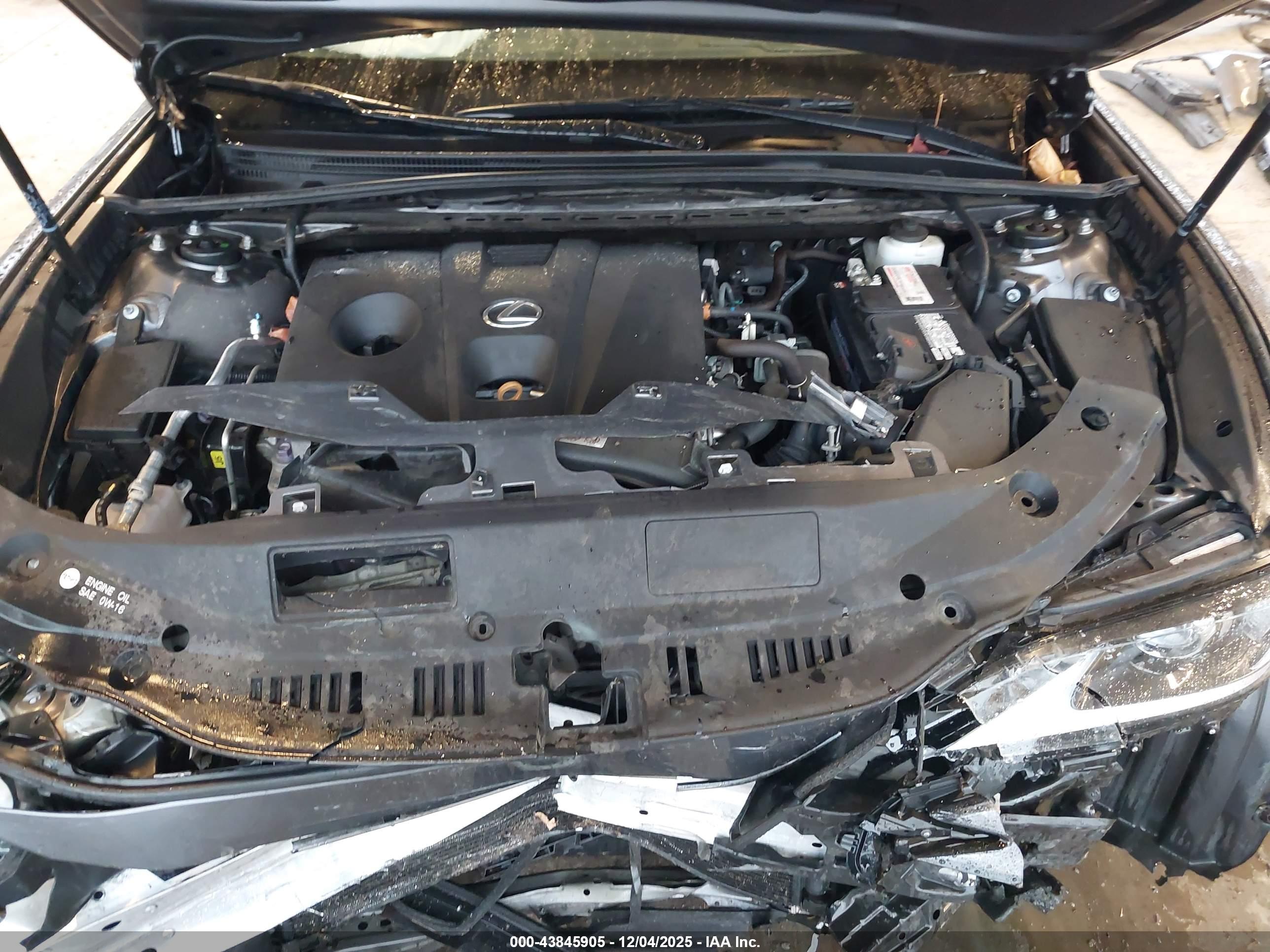 LEXUS ES image 10