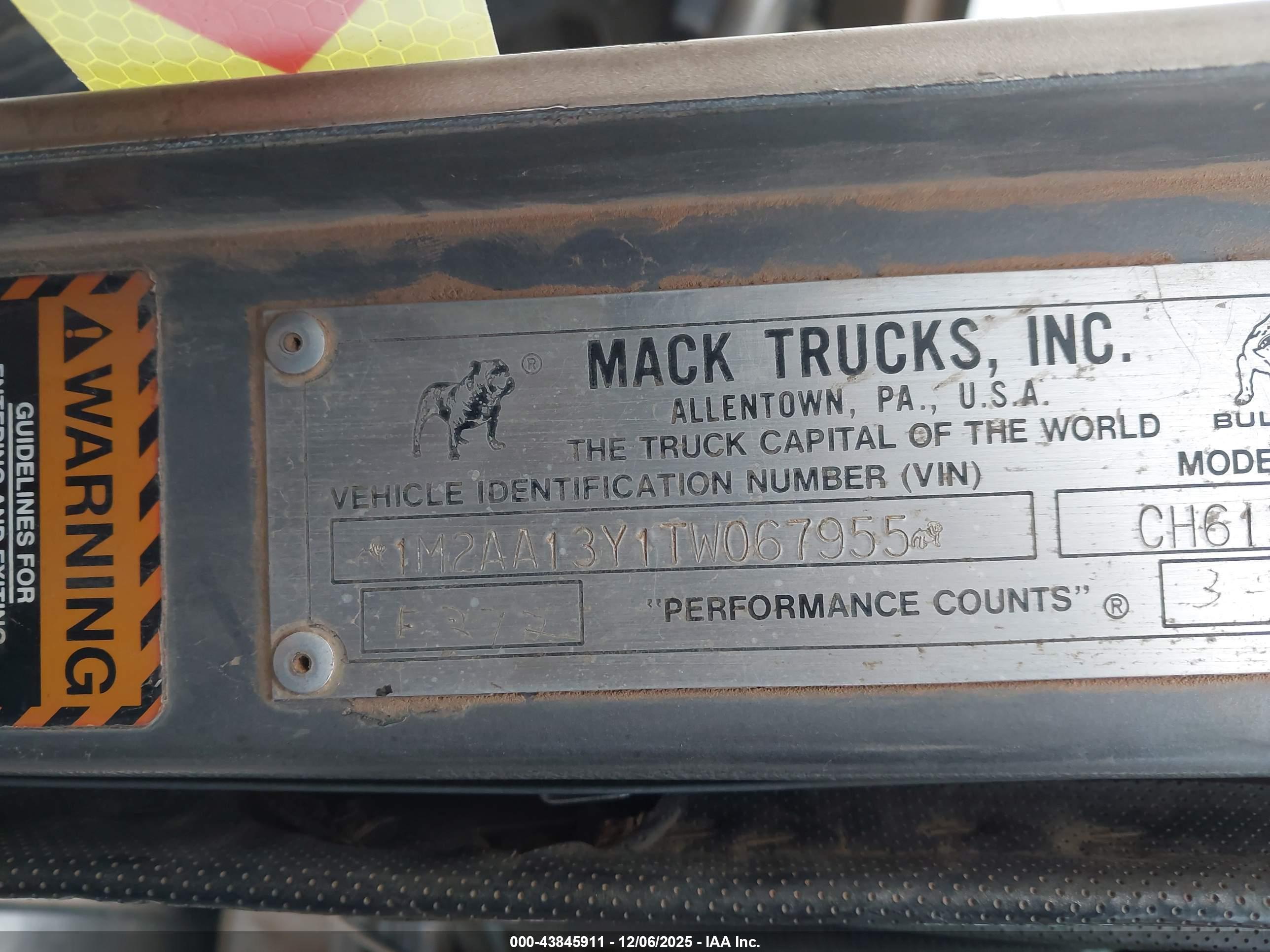 MACK 600 image 9