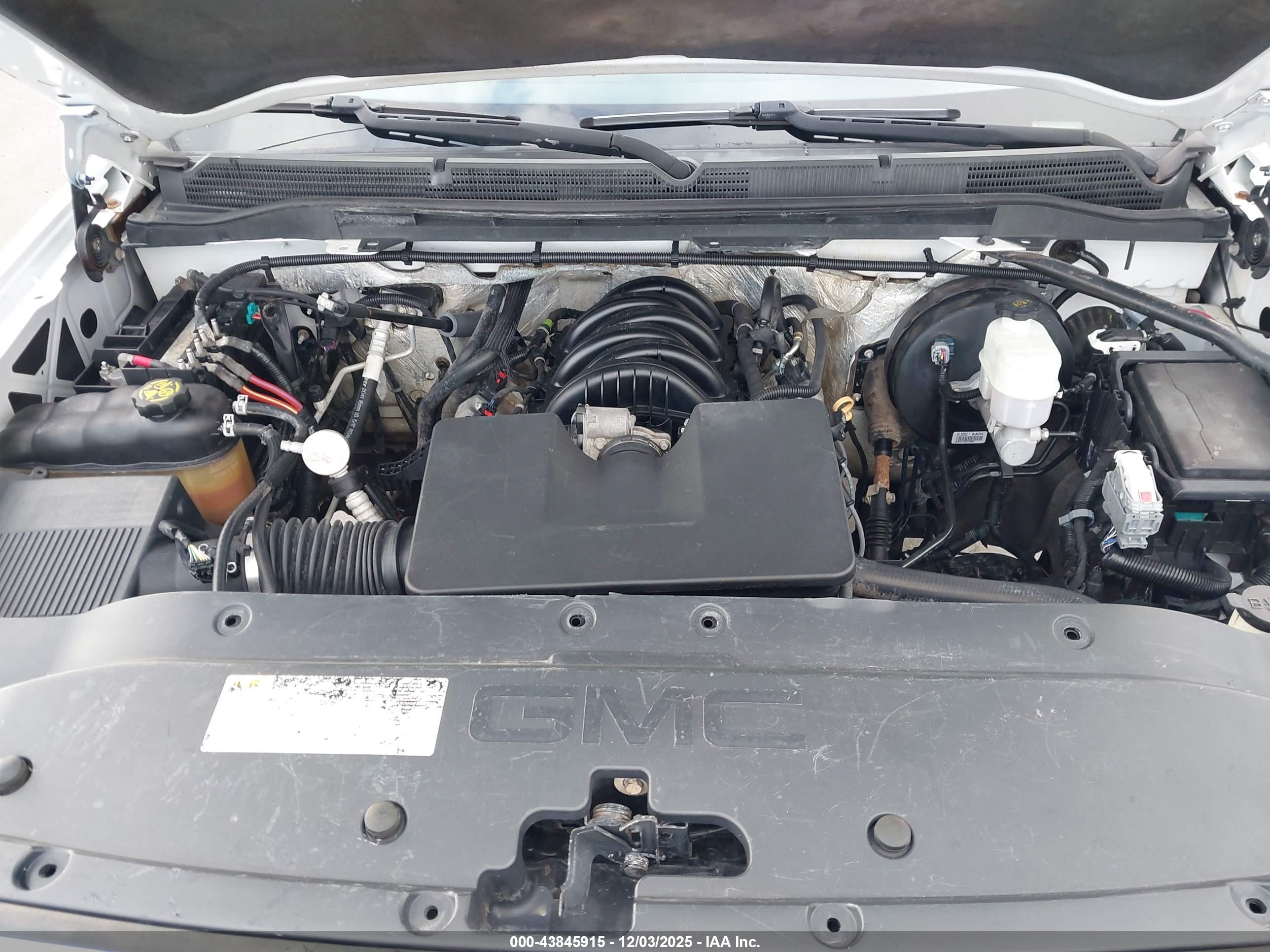 GMC SIERRA image 10