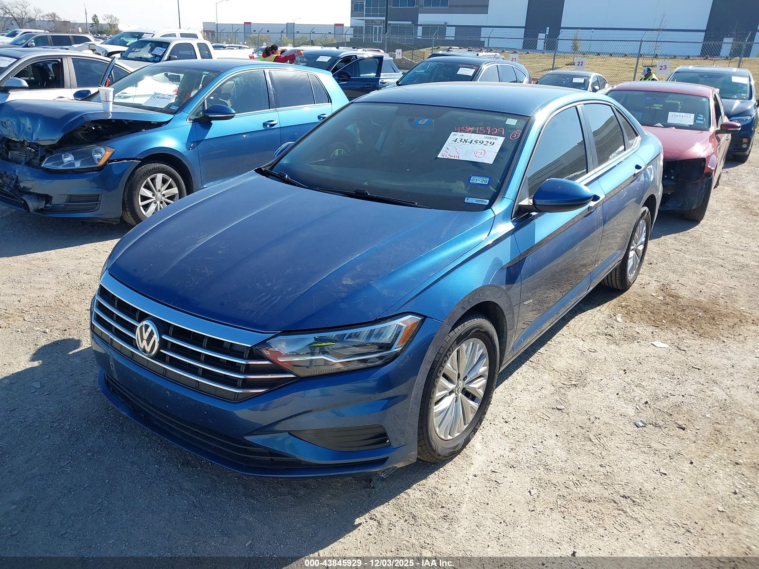 VOLKSWAGEN JETTA image 2