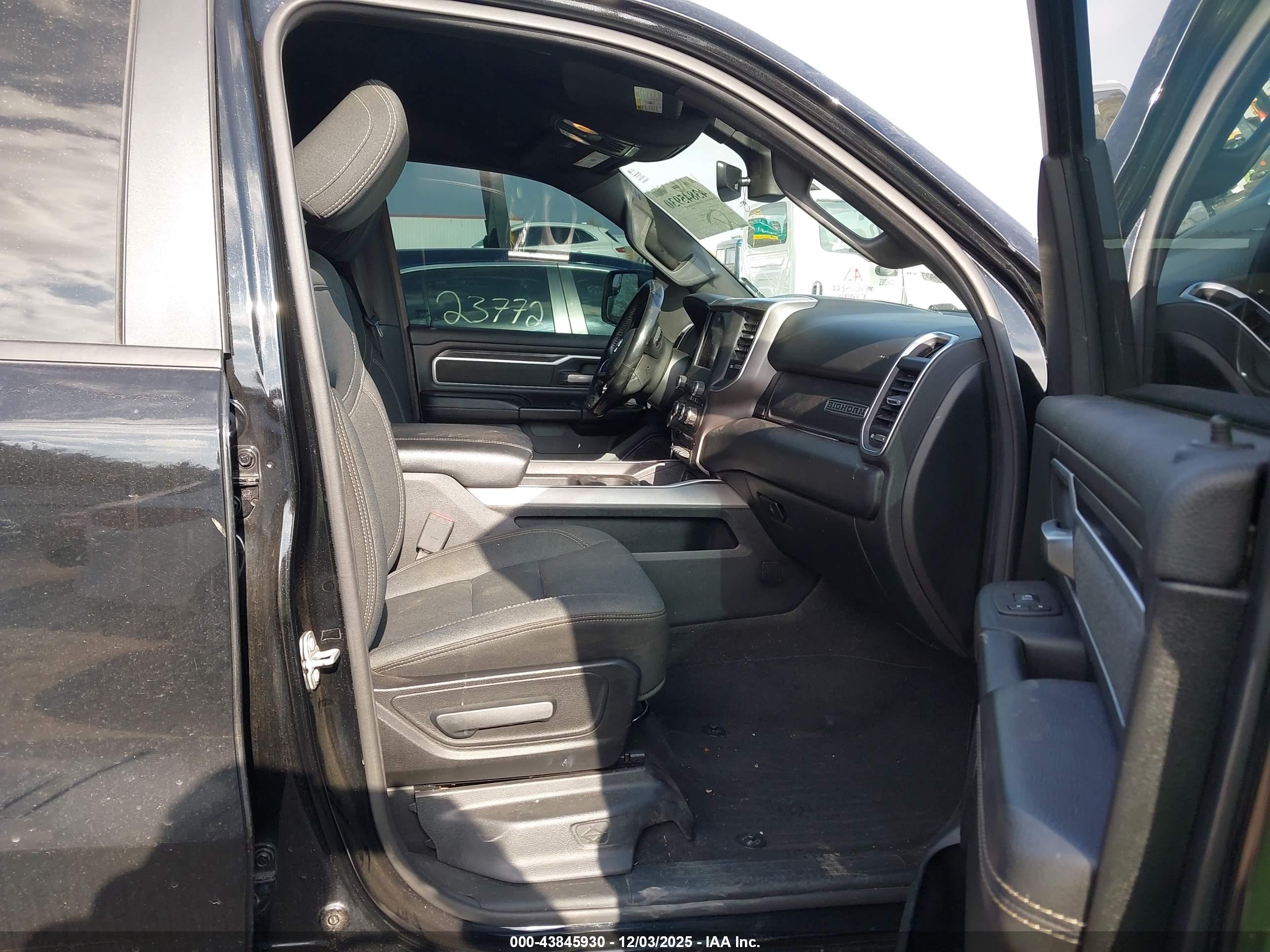 RAM 1500 image 5