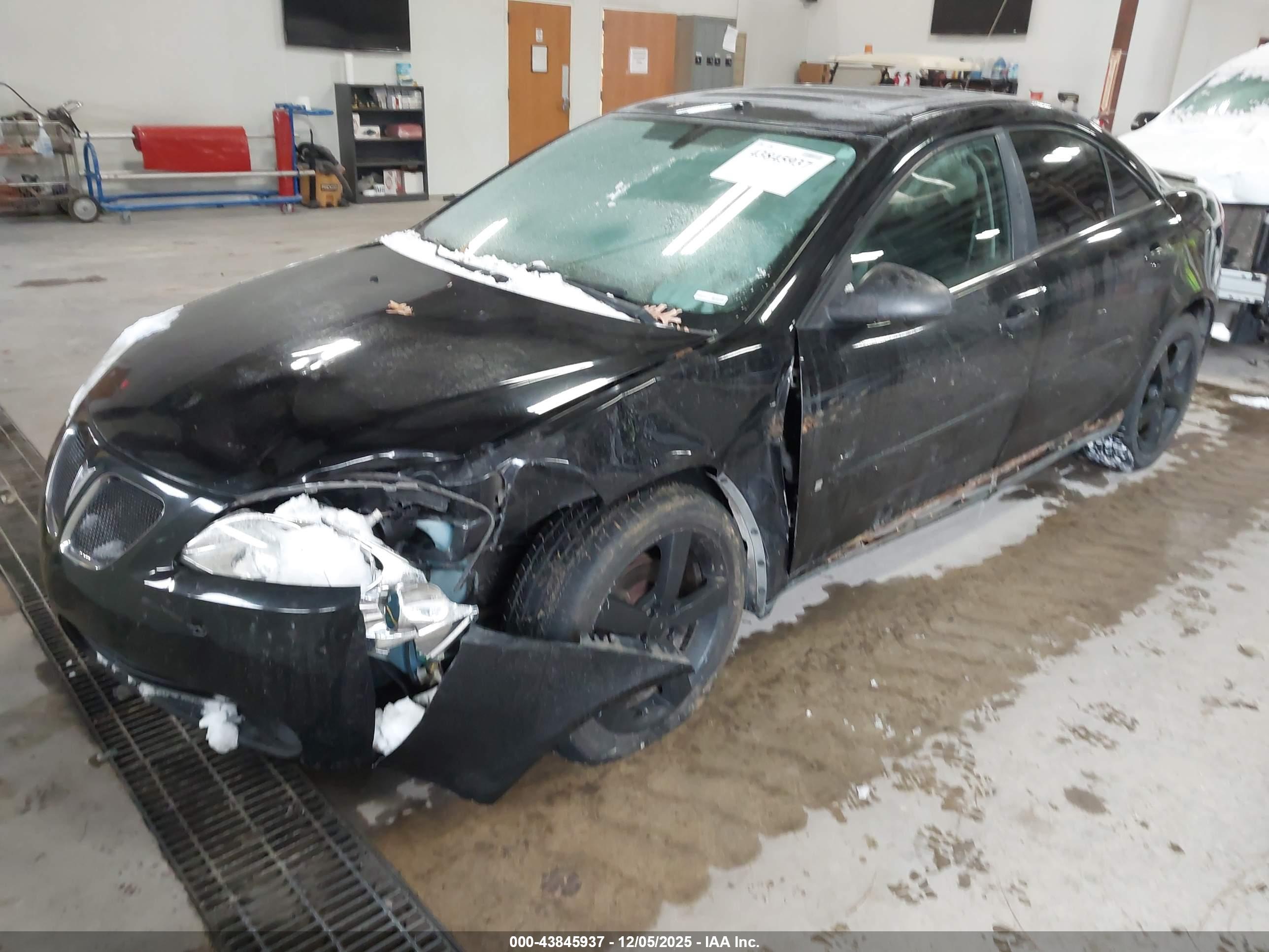 PONTIAC G6 image 2