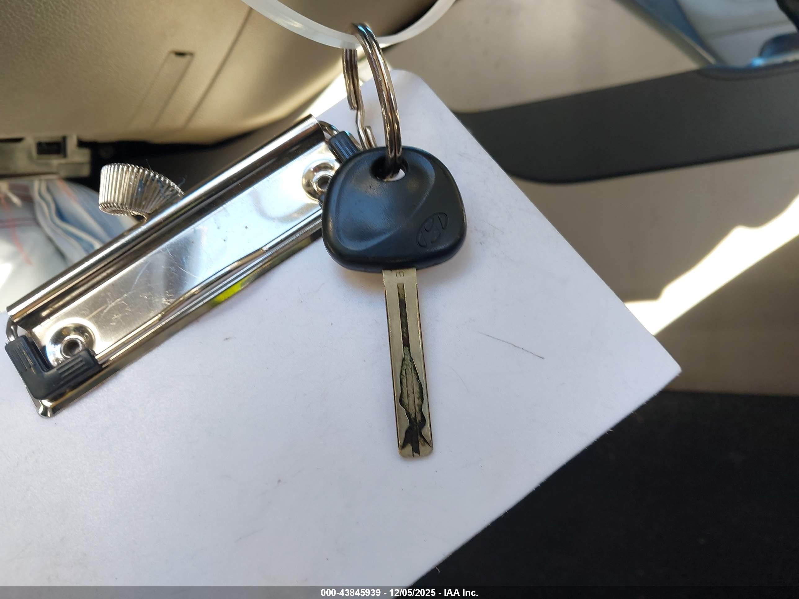 HYUNDAI SONATA image 11