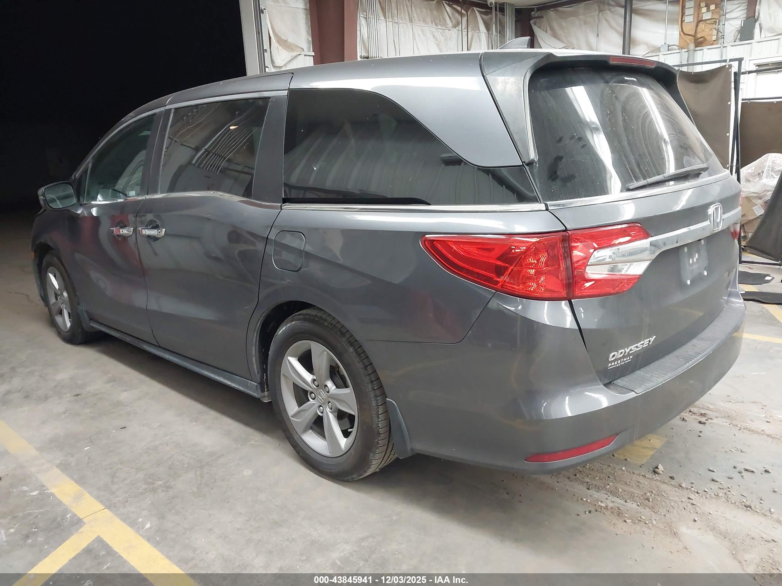 HONDA ODYSSEY image 3