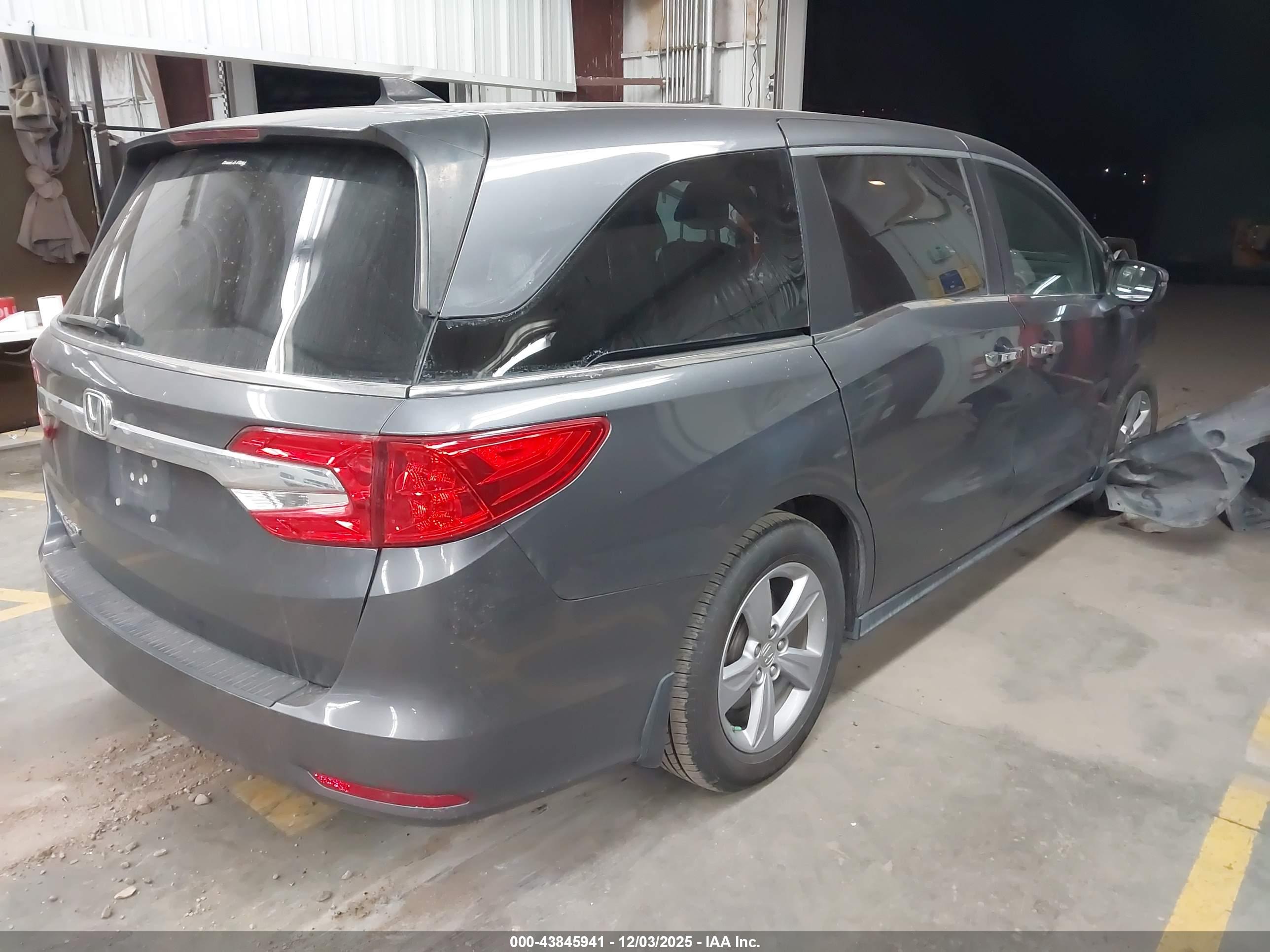 HONDA ODYSSEY image 4