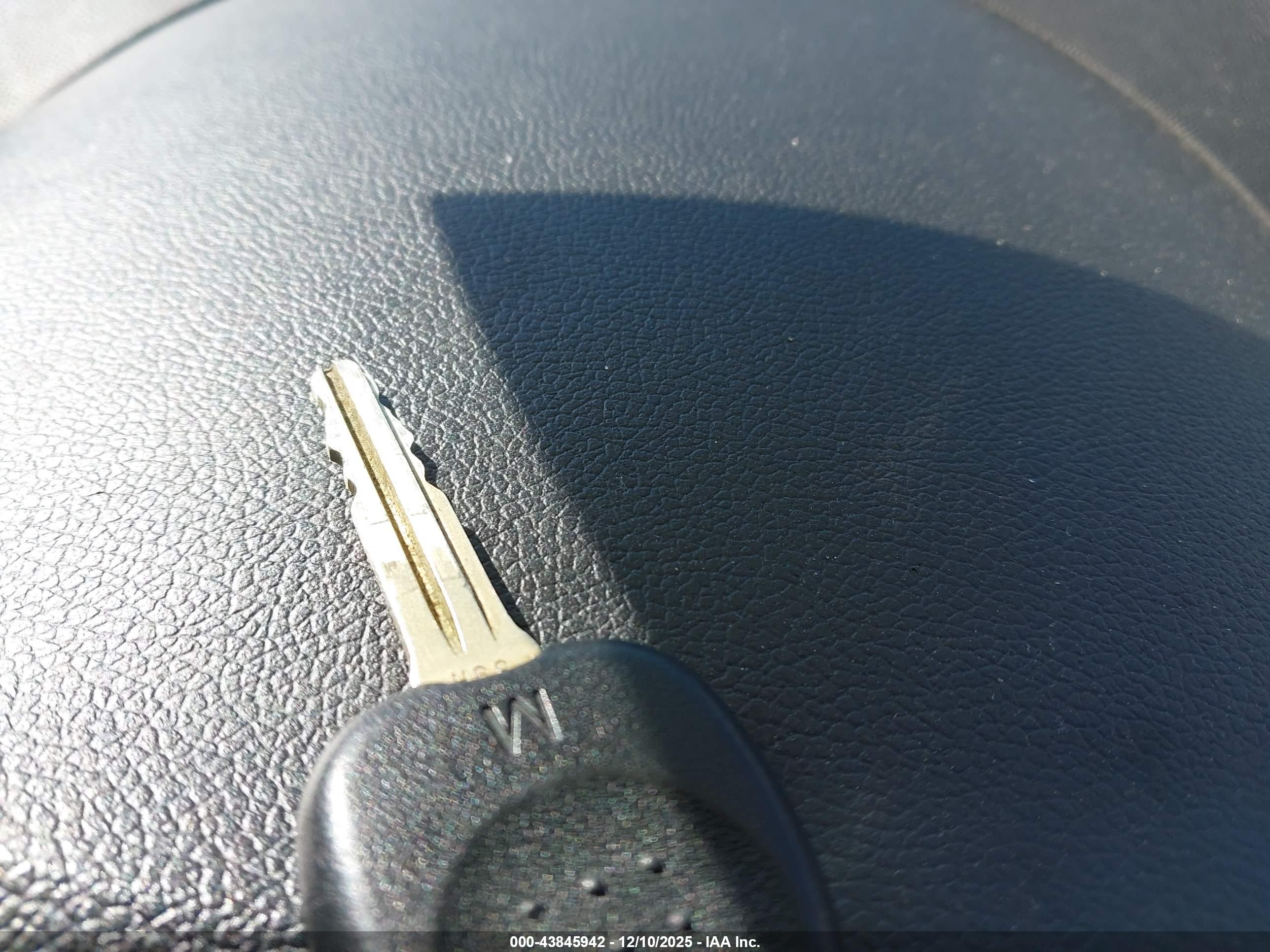 HYUNDAI ELANTRA image 11