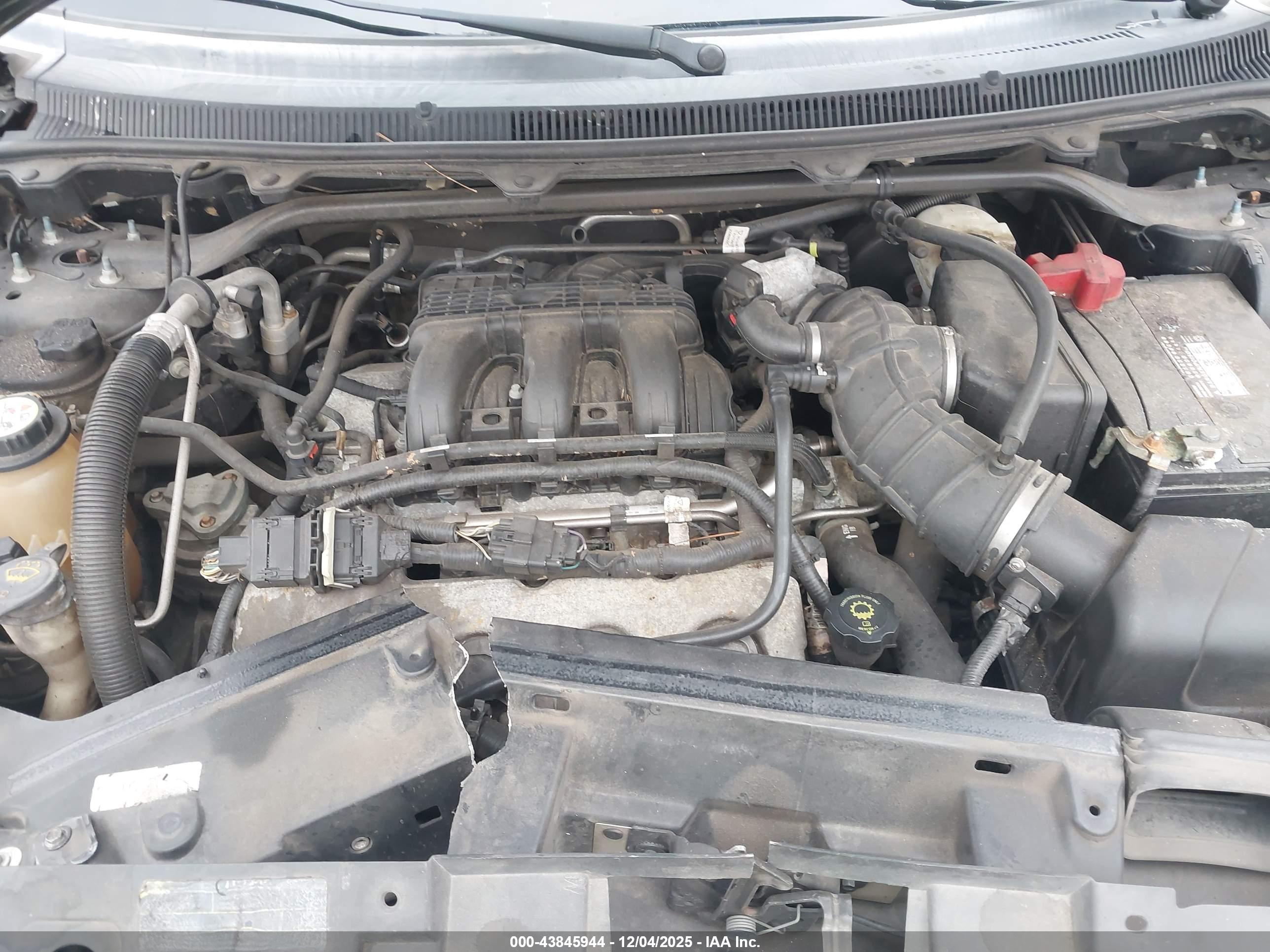 FORD FLEX image 10