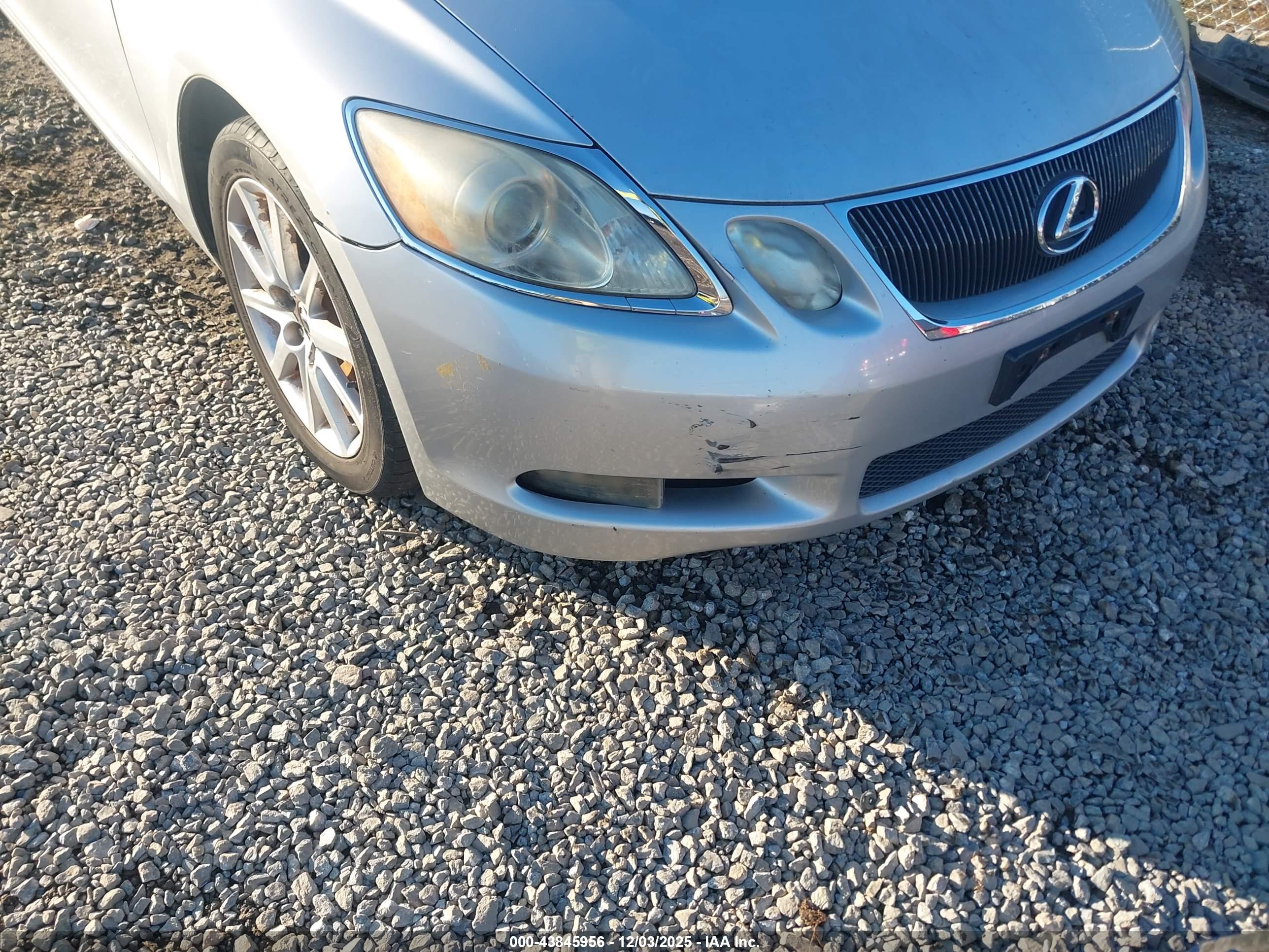 LEXUS GS image 6
