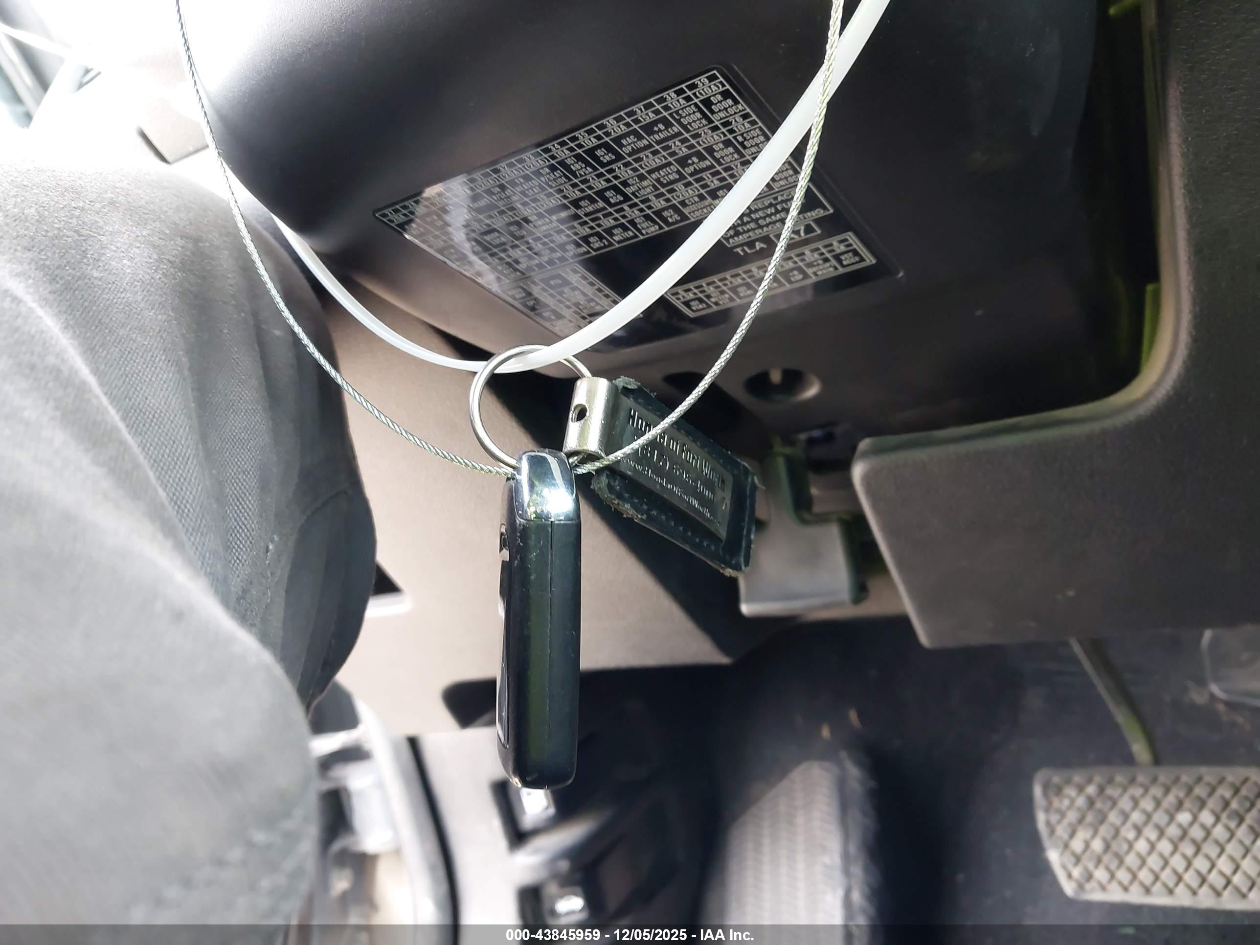HONDA CR-V image 11