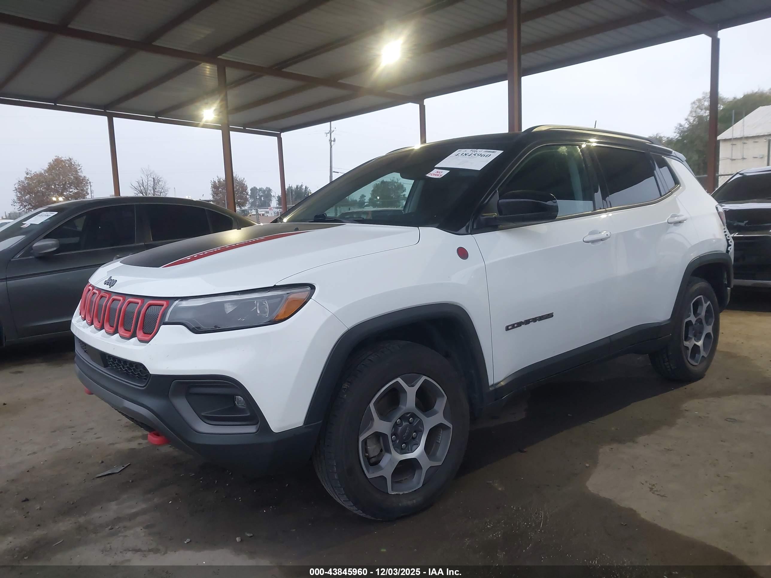 JEEP COMPASS image 2