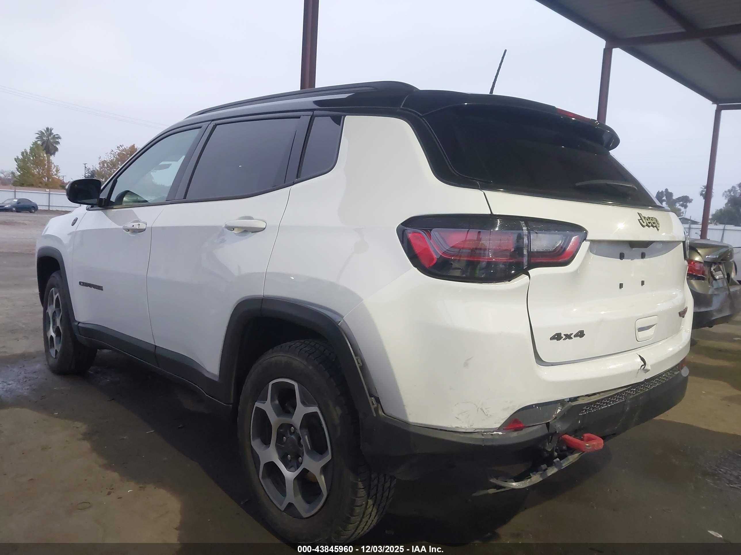 JEEP COMPASS image 3