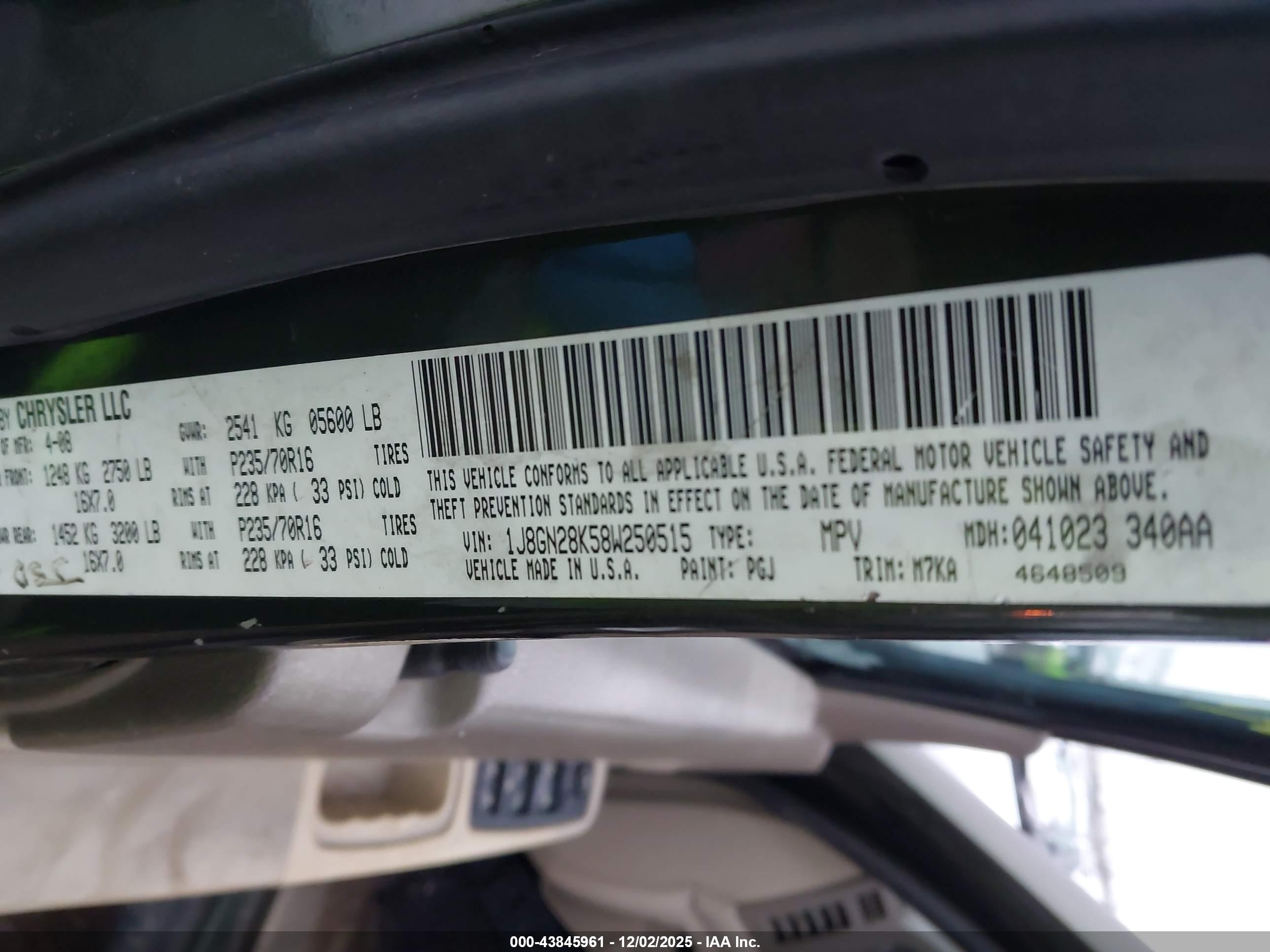 JEEP LIBERTY image 9