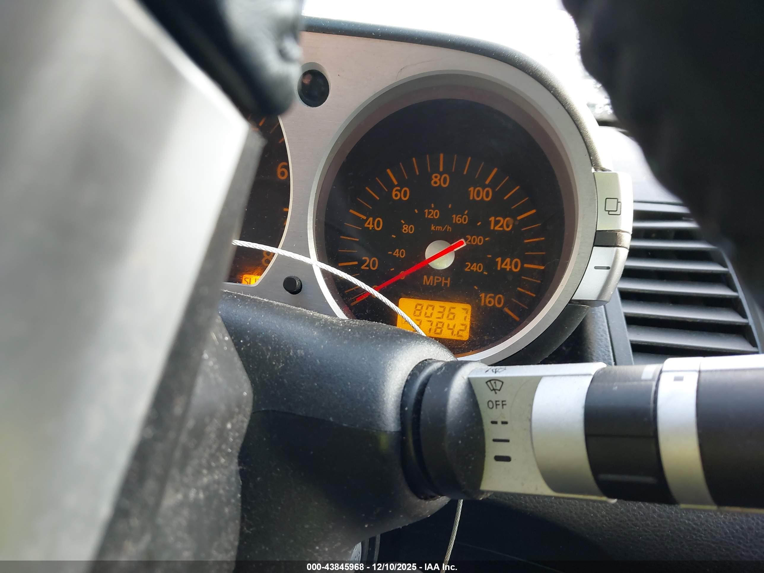 NISSAN 350Z image 7