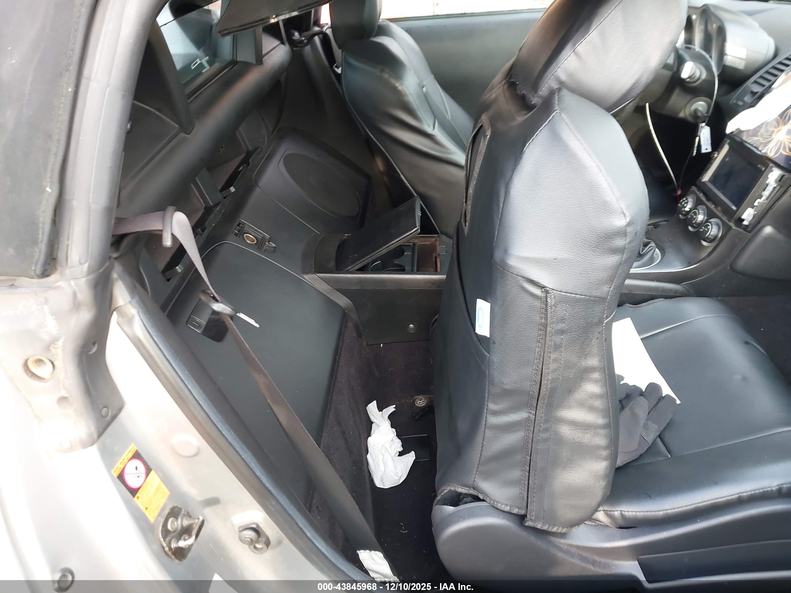 NISSAN 350Z image 8